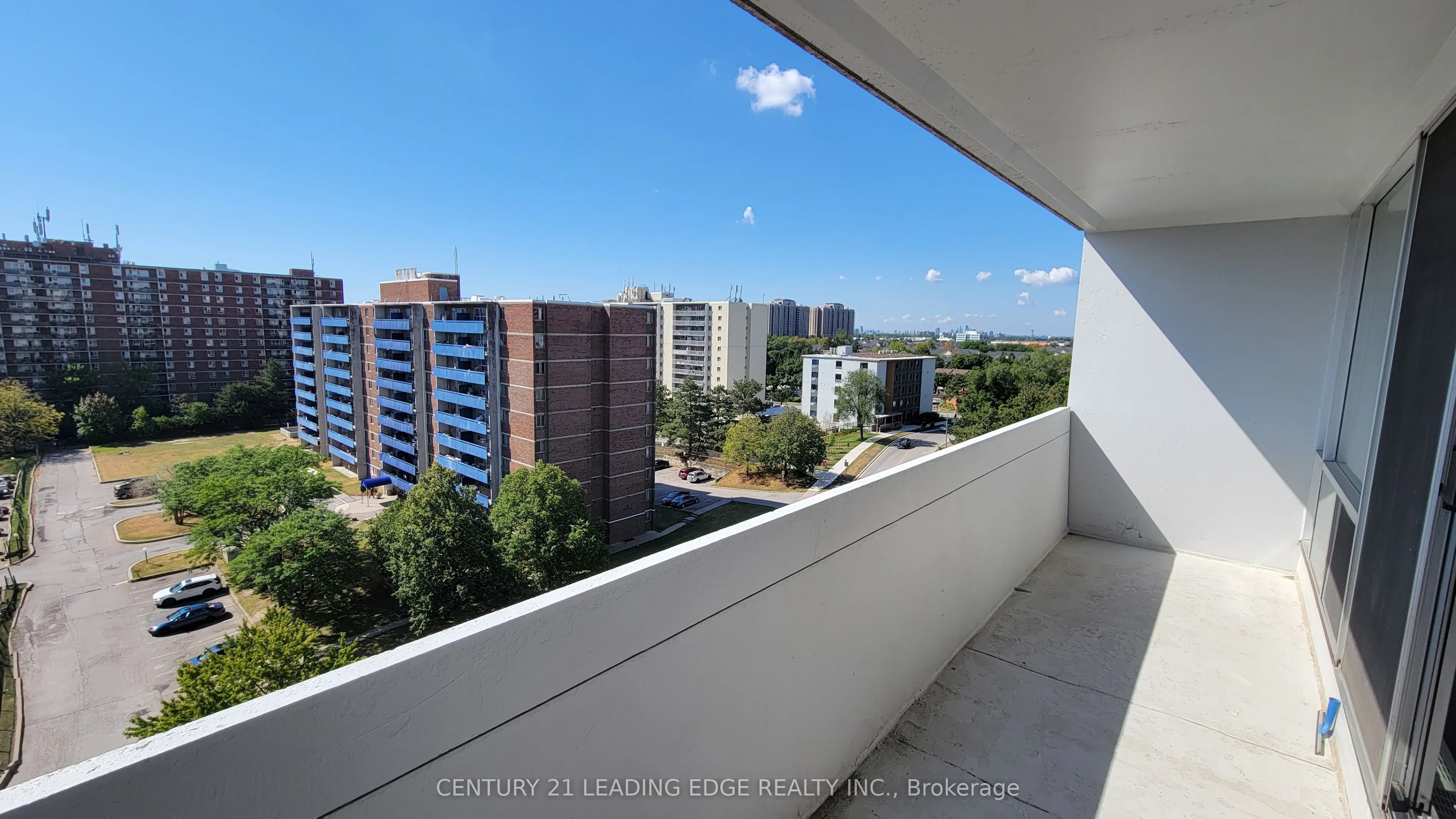 2 Glamorgan Avenue, #1005