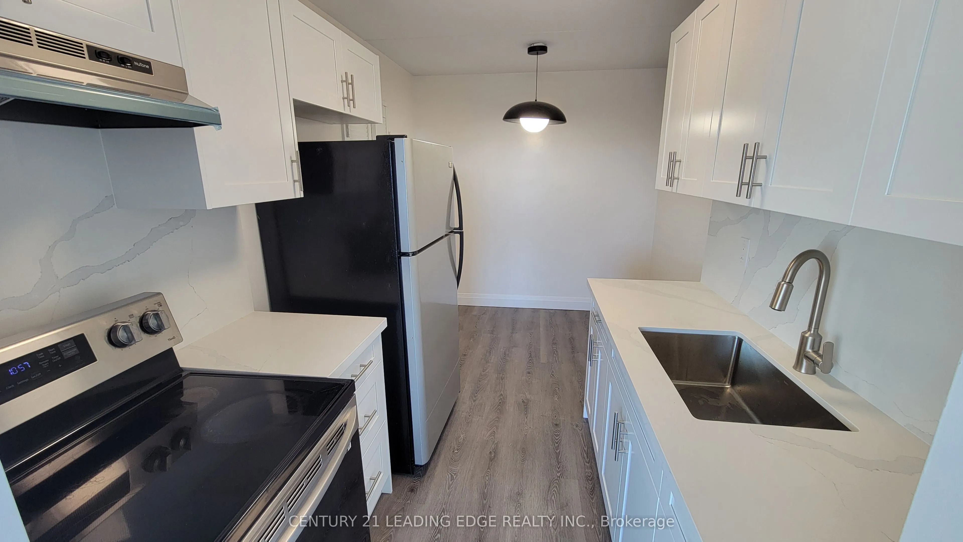 2 Glamorgan Avenue, #1005