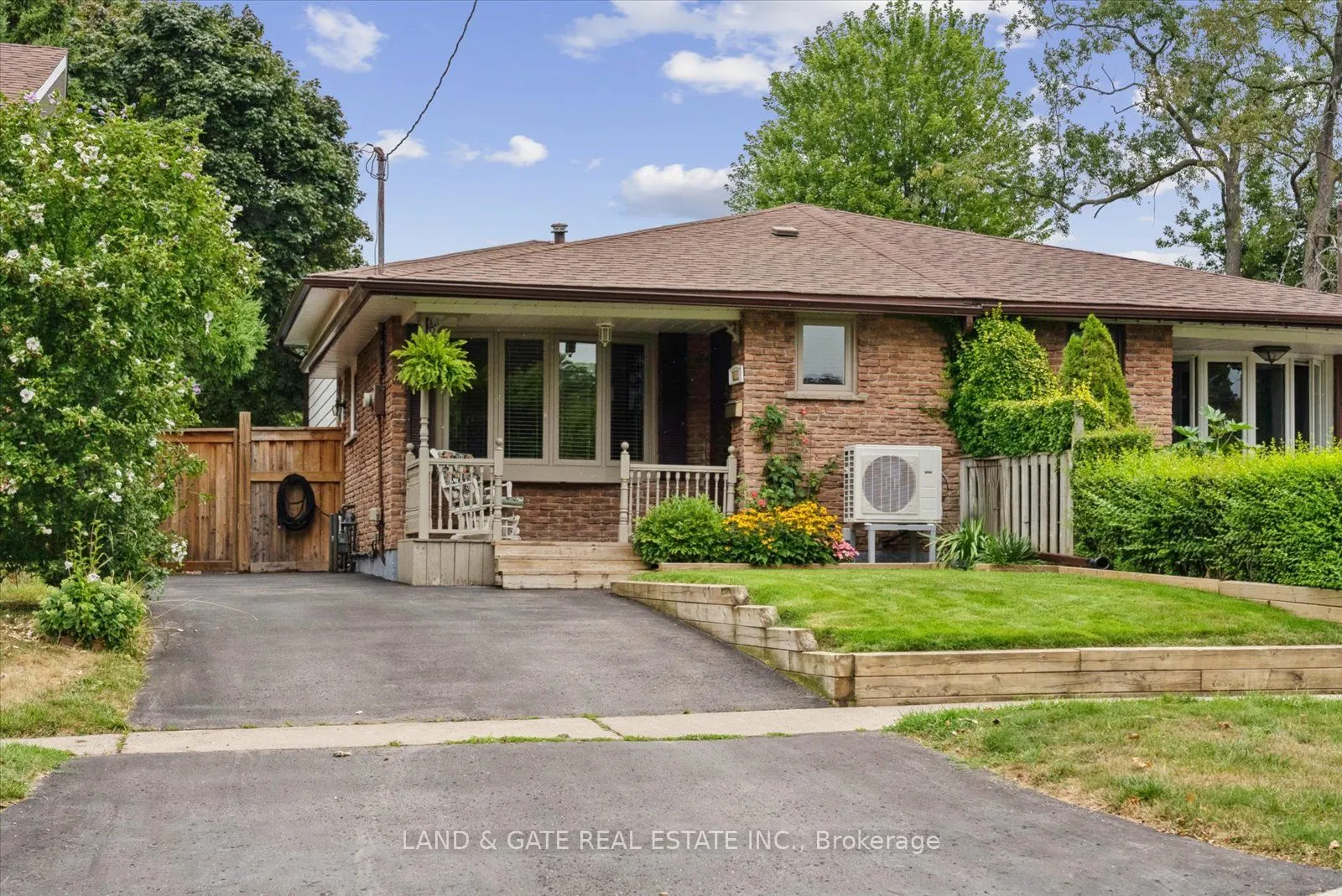 111 Guelph Street