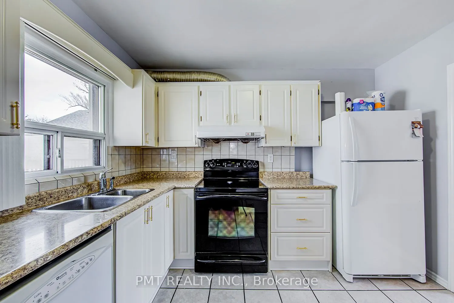 11 Bellefontaine Street, #Upper