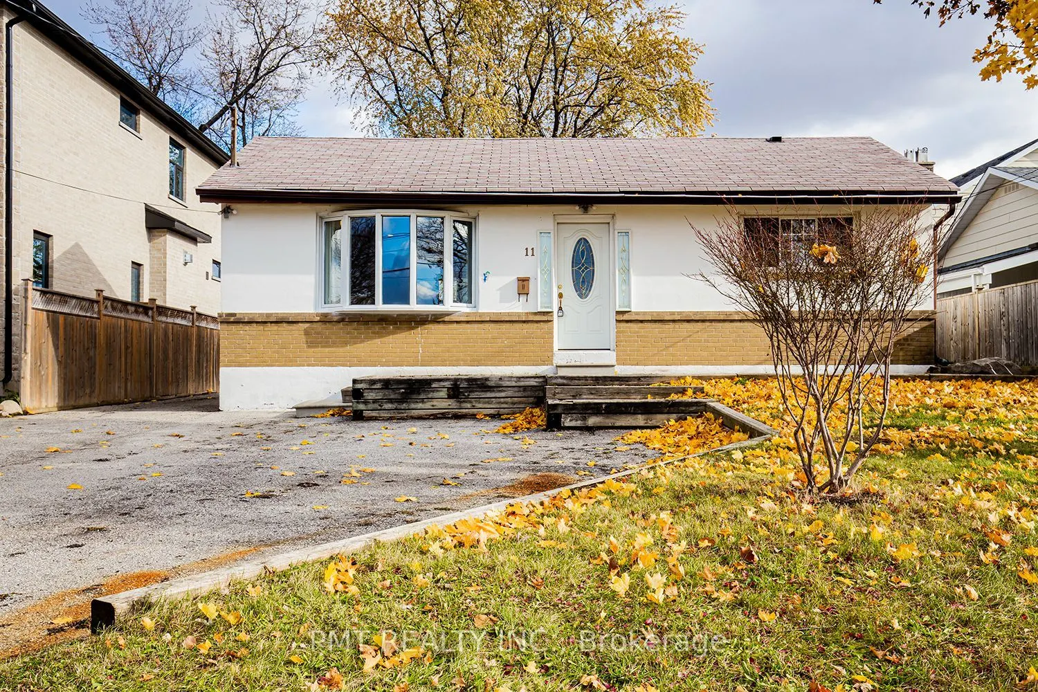 11 Bellefontaine Street, #Upper