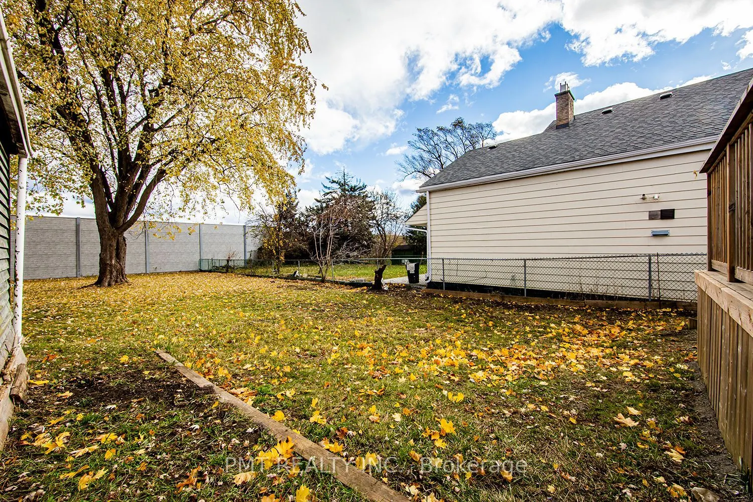 11 Bellefontaine Street, #Upper