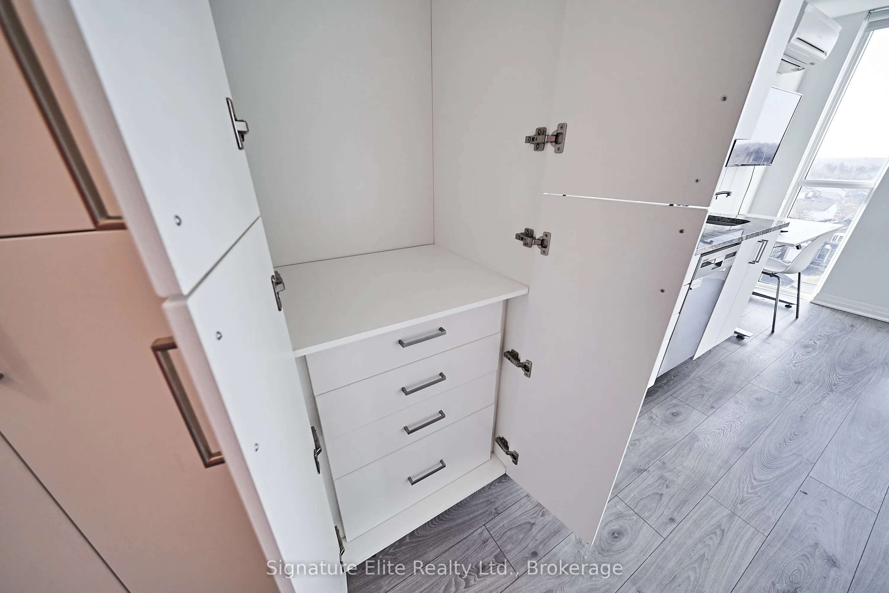 1900 Simcoe Street N, #616