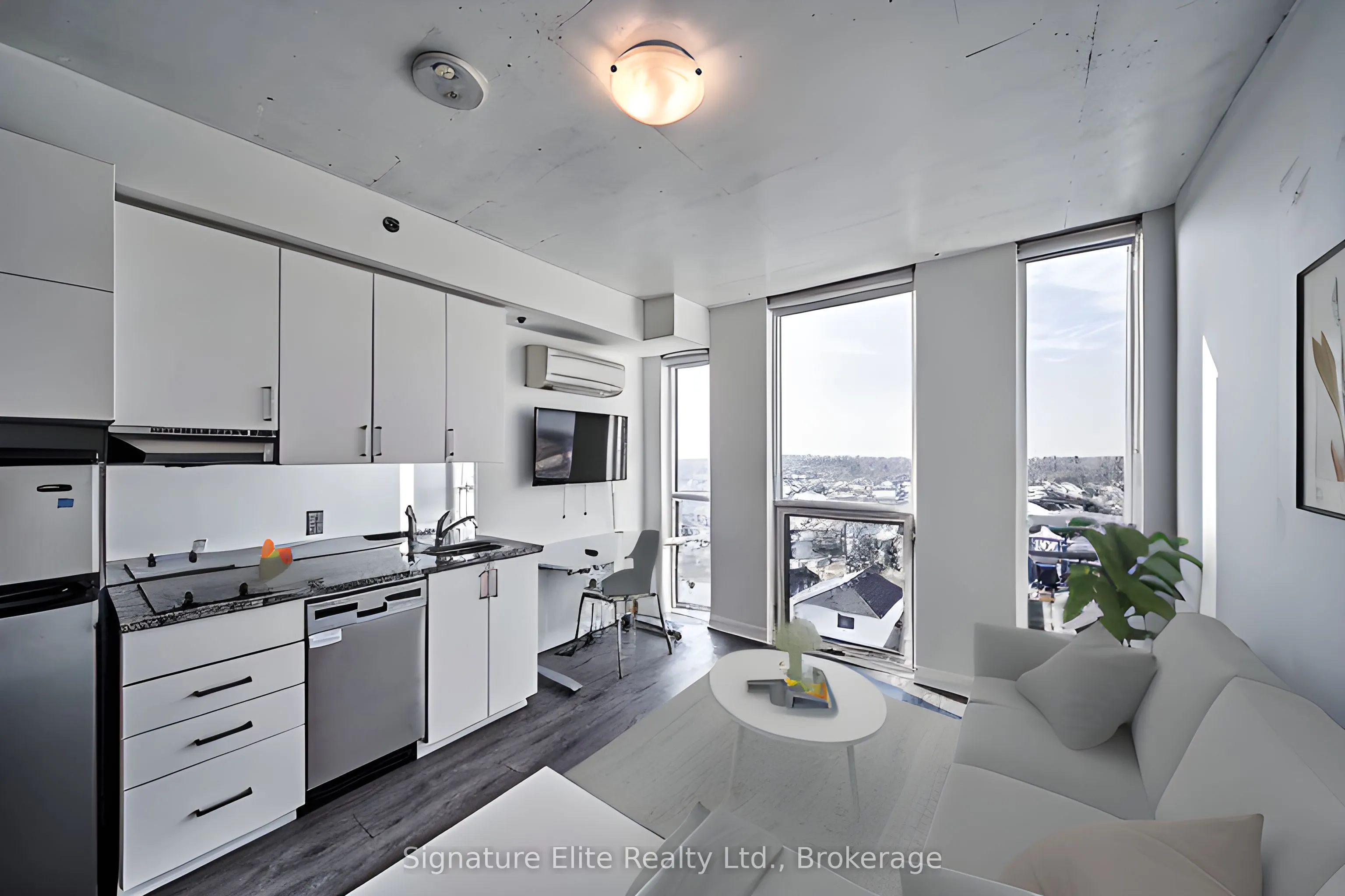 1900 Simcoe Street N, #616