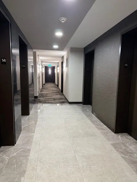 125 Village Green Square, #1412