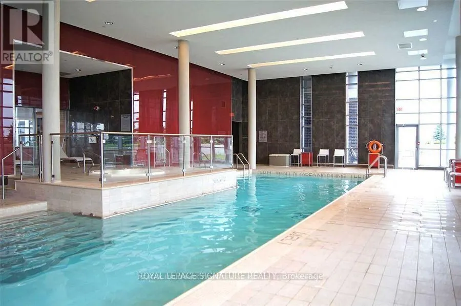 125 Village Green Square, #1412