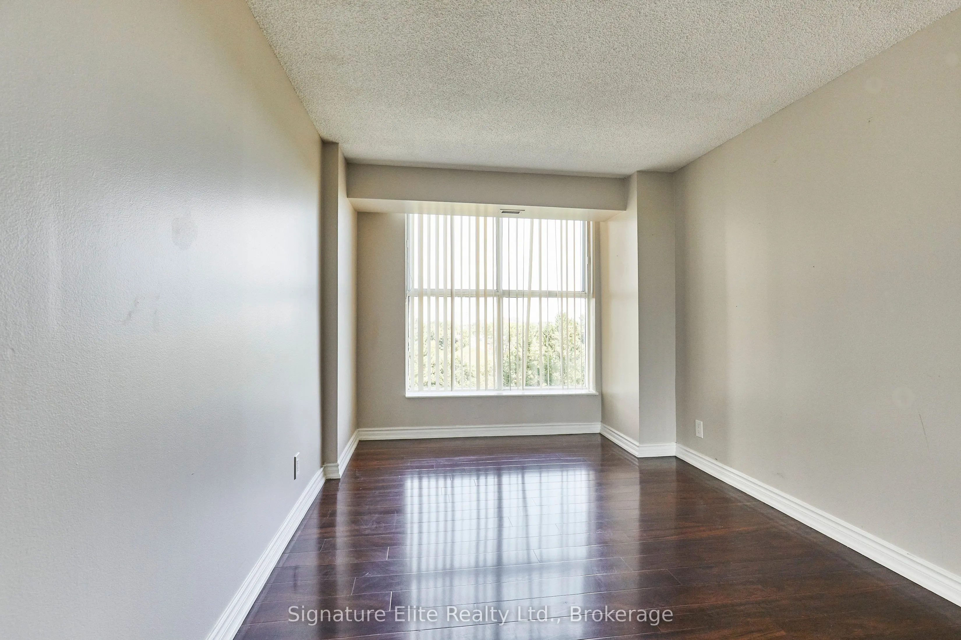 90 Dale Avenue, #503