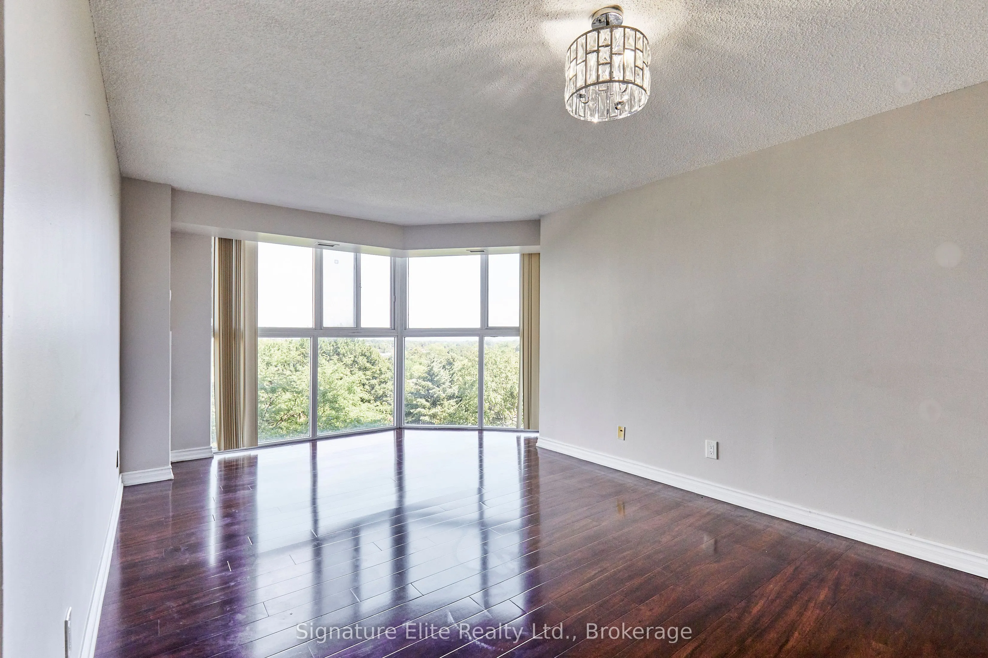 90 Dale Avenue, #503