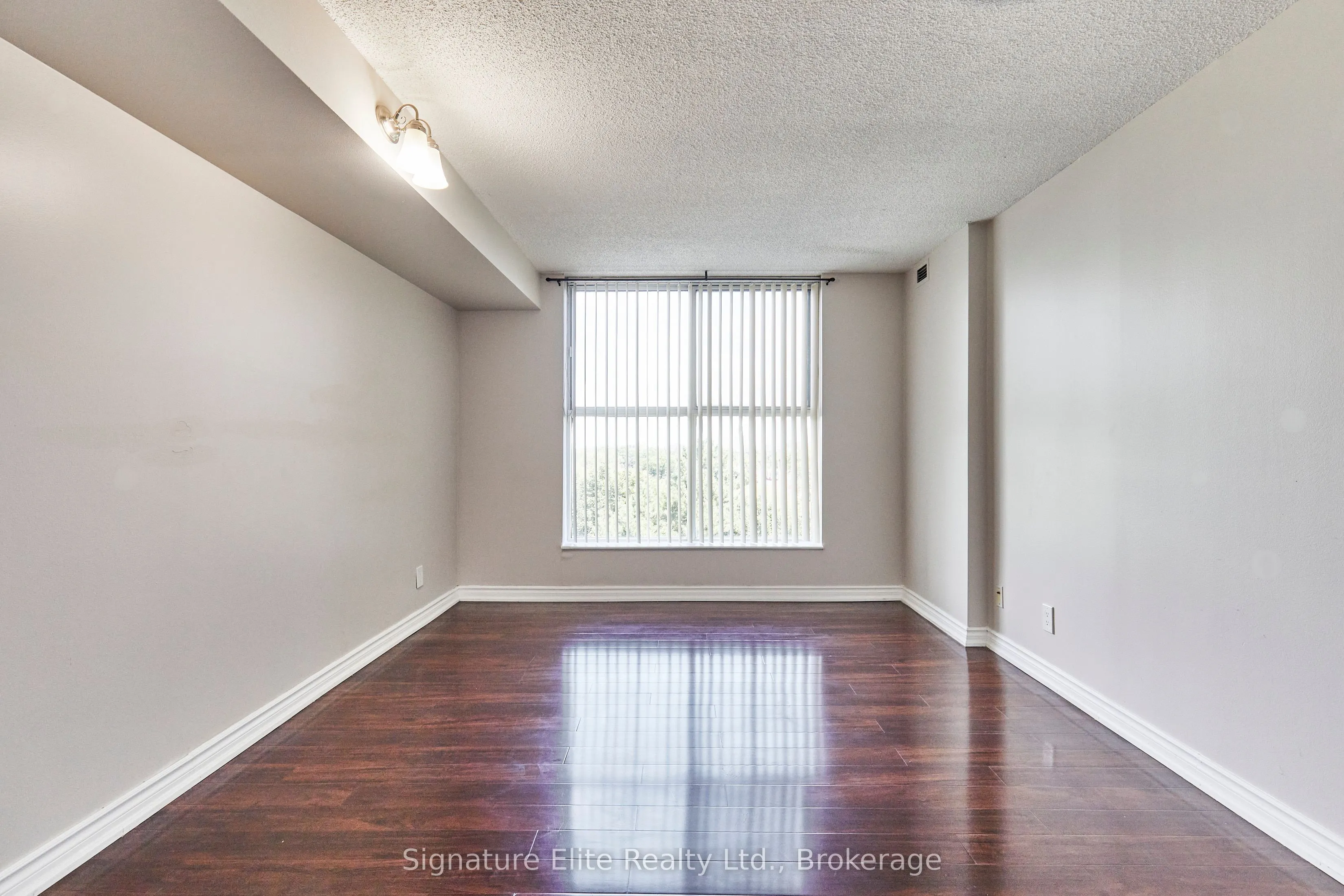 90 Dale Avenue, #503