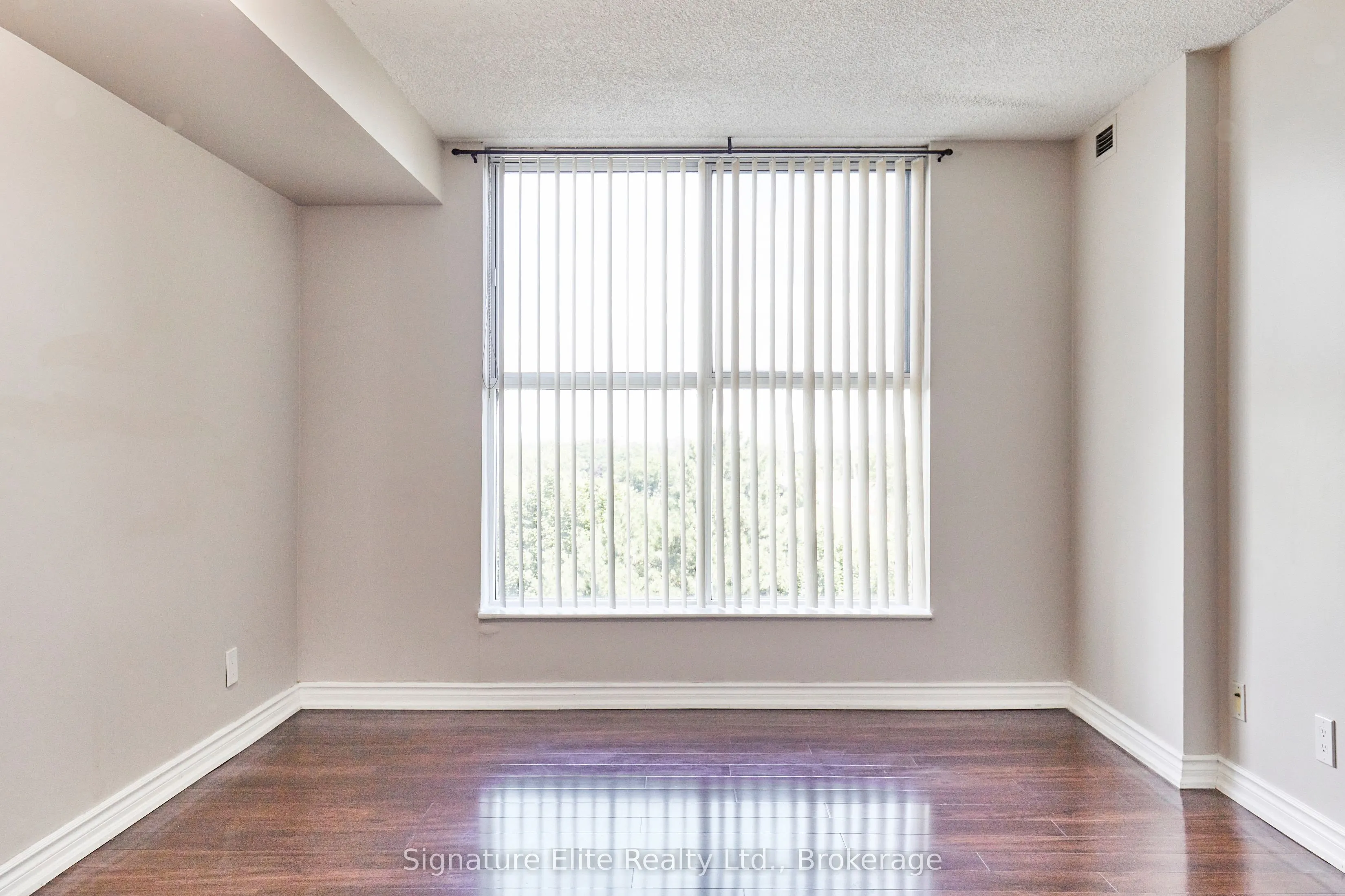 90 Dale Avenue, #503