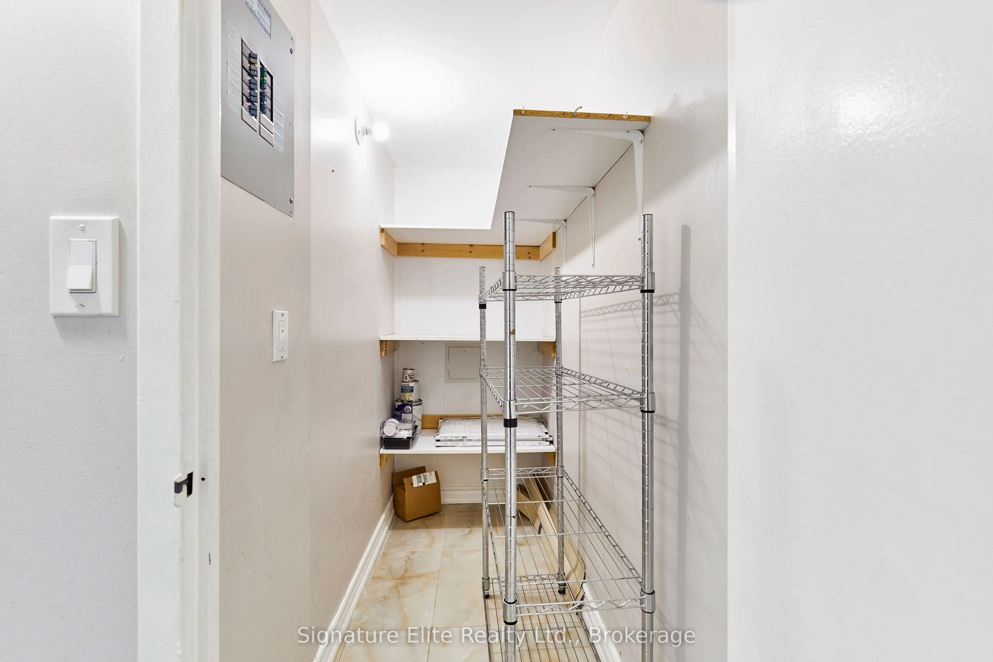 90 Dale Avenue, #503