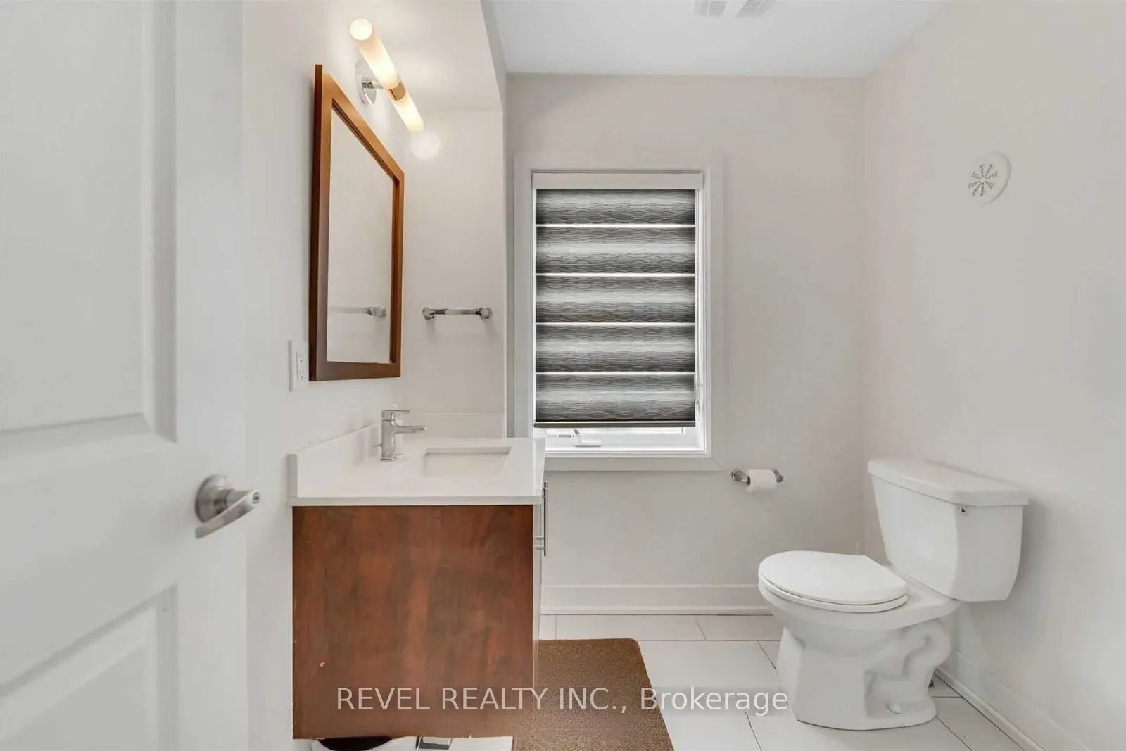 21 Donald Fleming Way