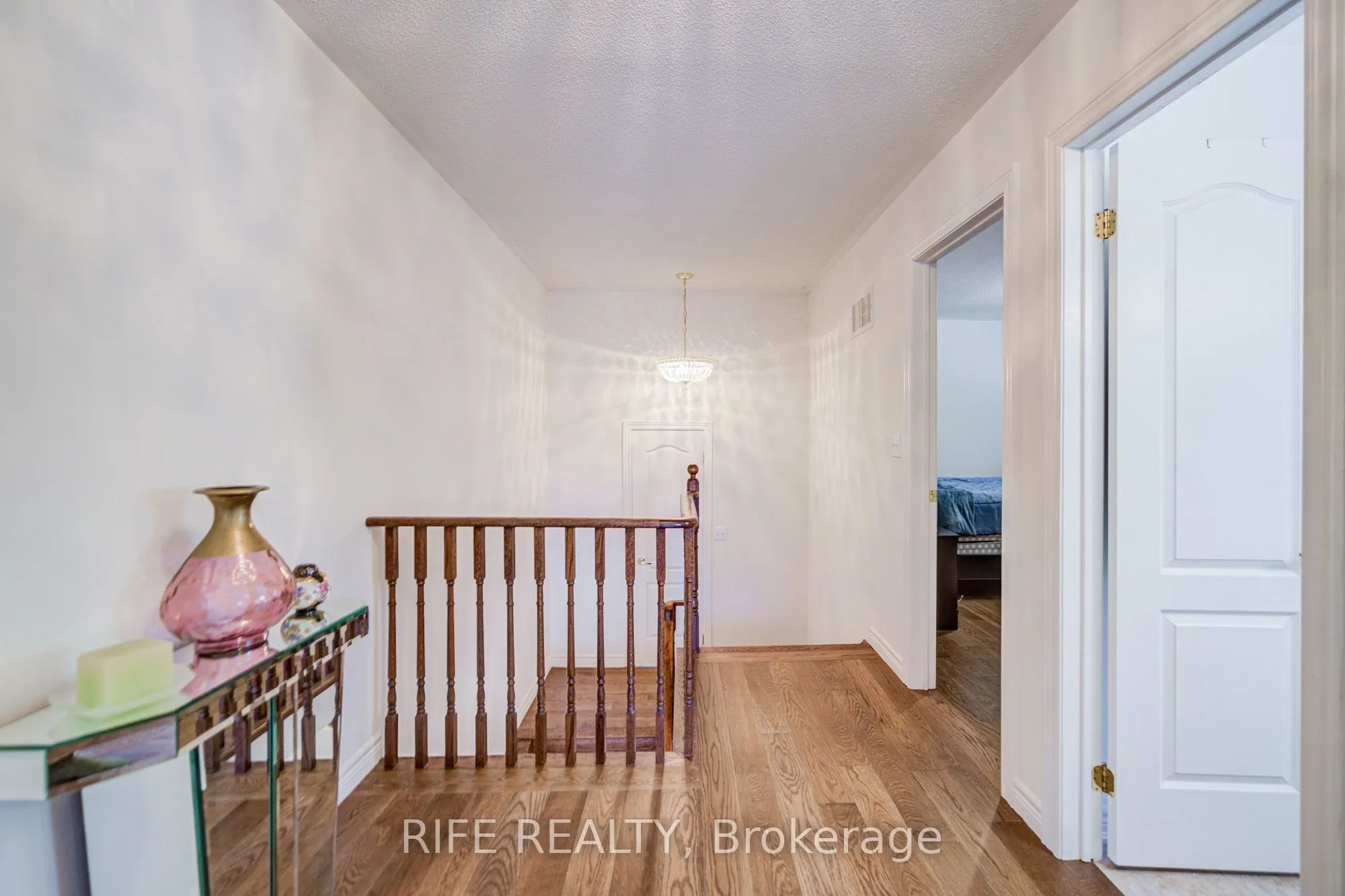 106 Craggview Drive