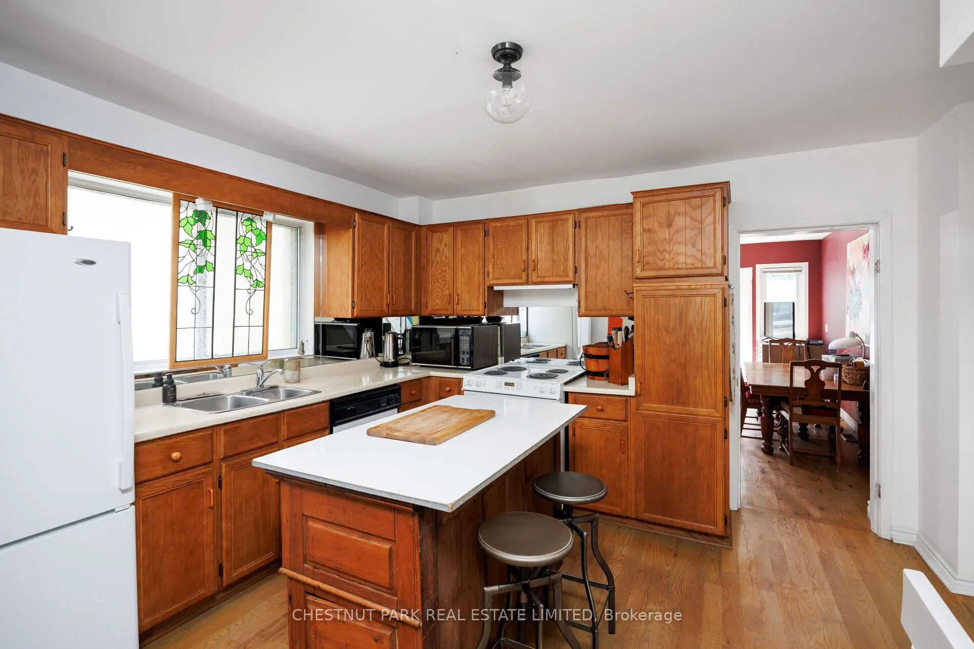 83 Merrill Avenue E
