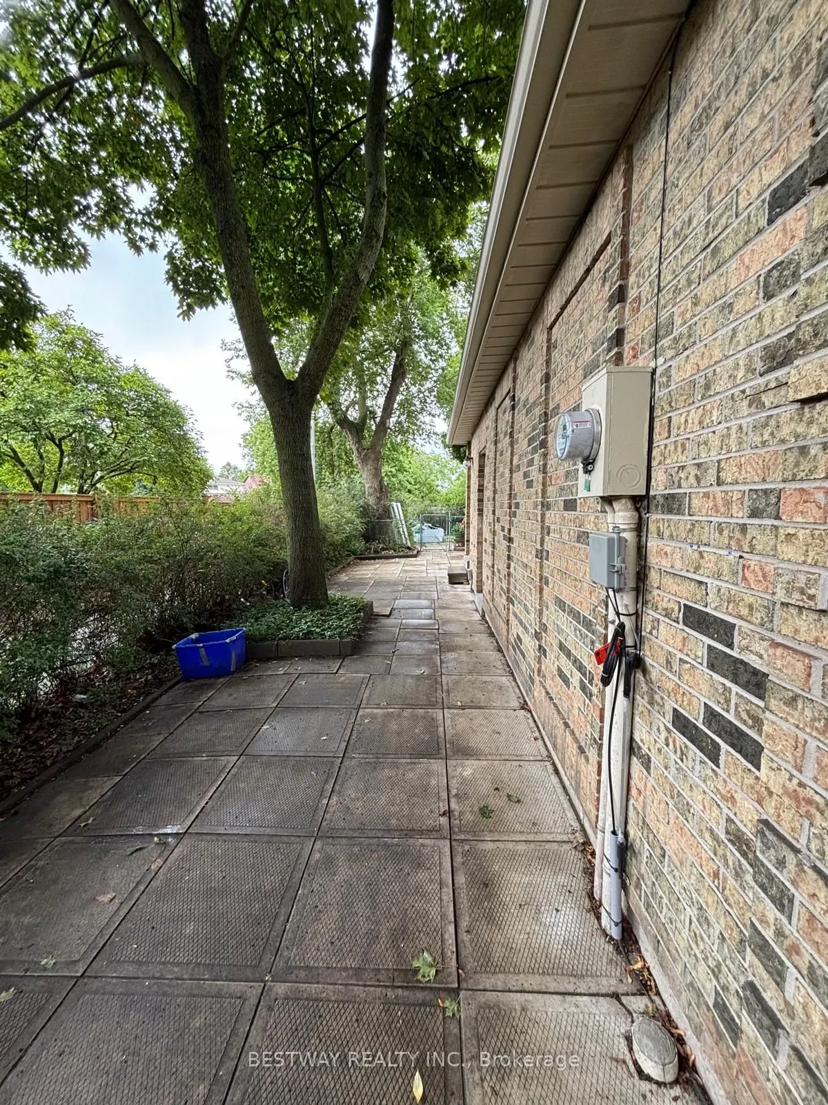 51 Longbow Square (BSMT) Square