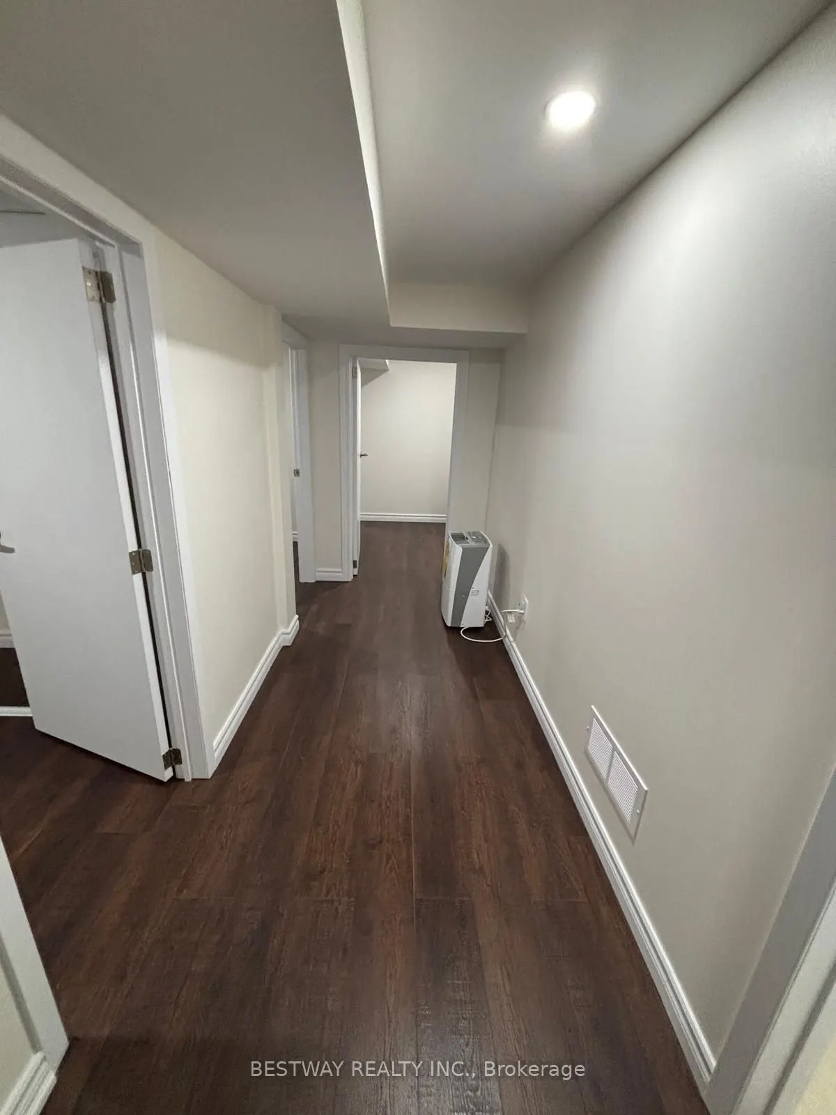 51 Longbow Square (BSMT) Square