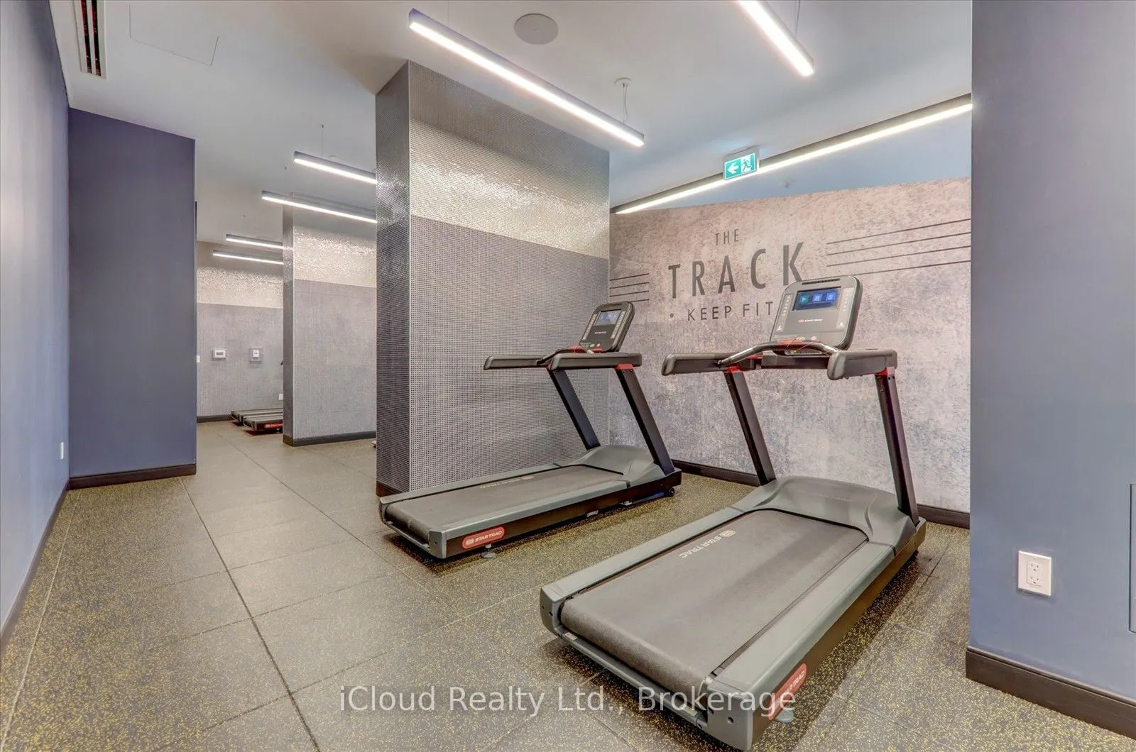 2550 Simcoe Street N, #321