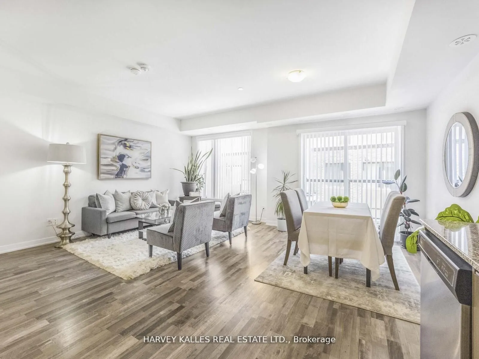 1460 Whites Road, #404