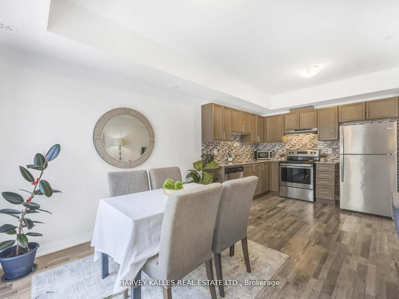 1460 Whites Road, #404