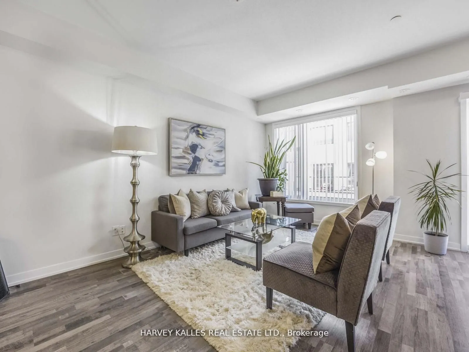 1460 Whites Road, #404