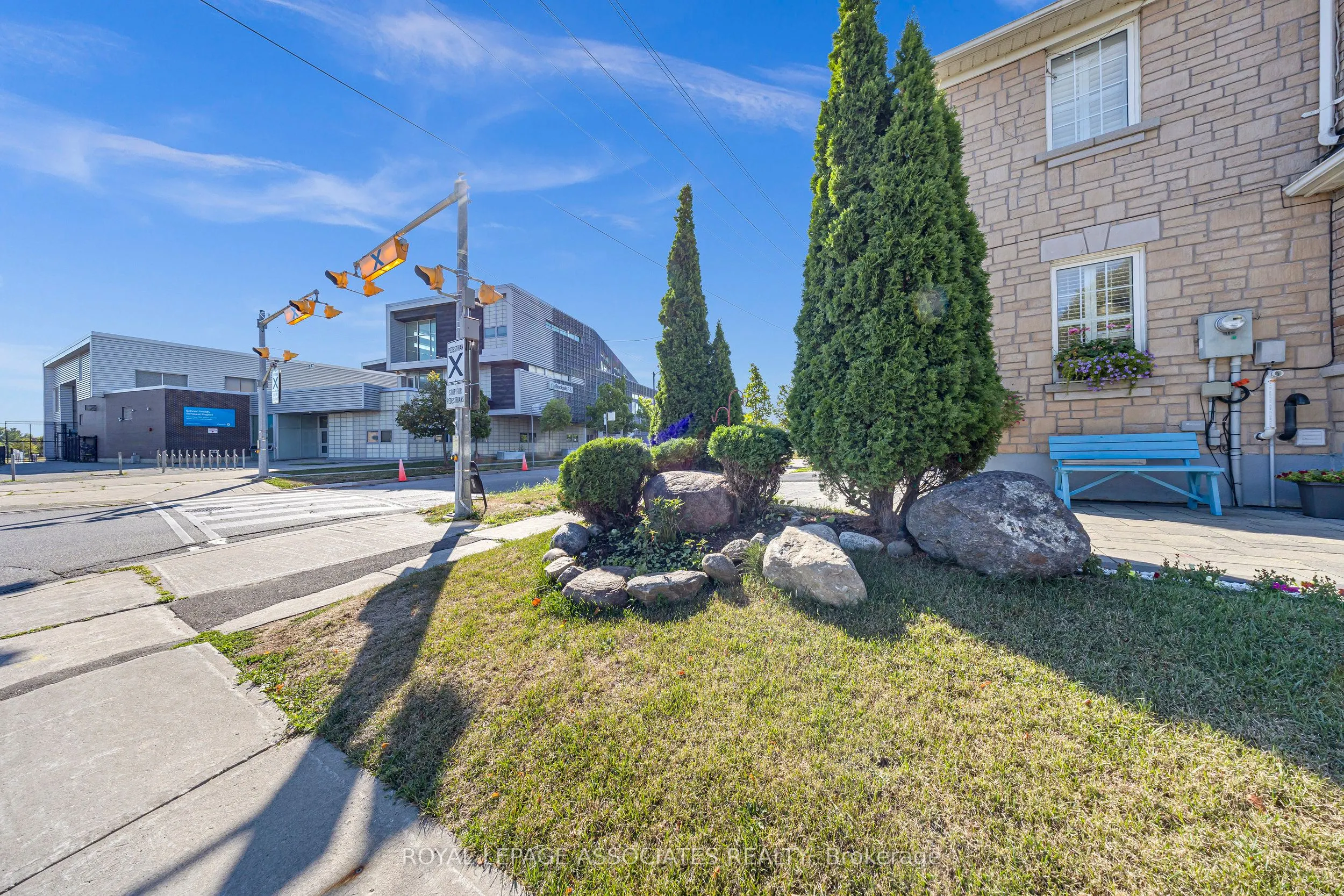 41 Pinoak Street