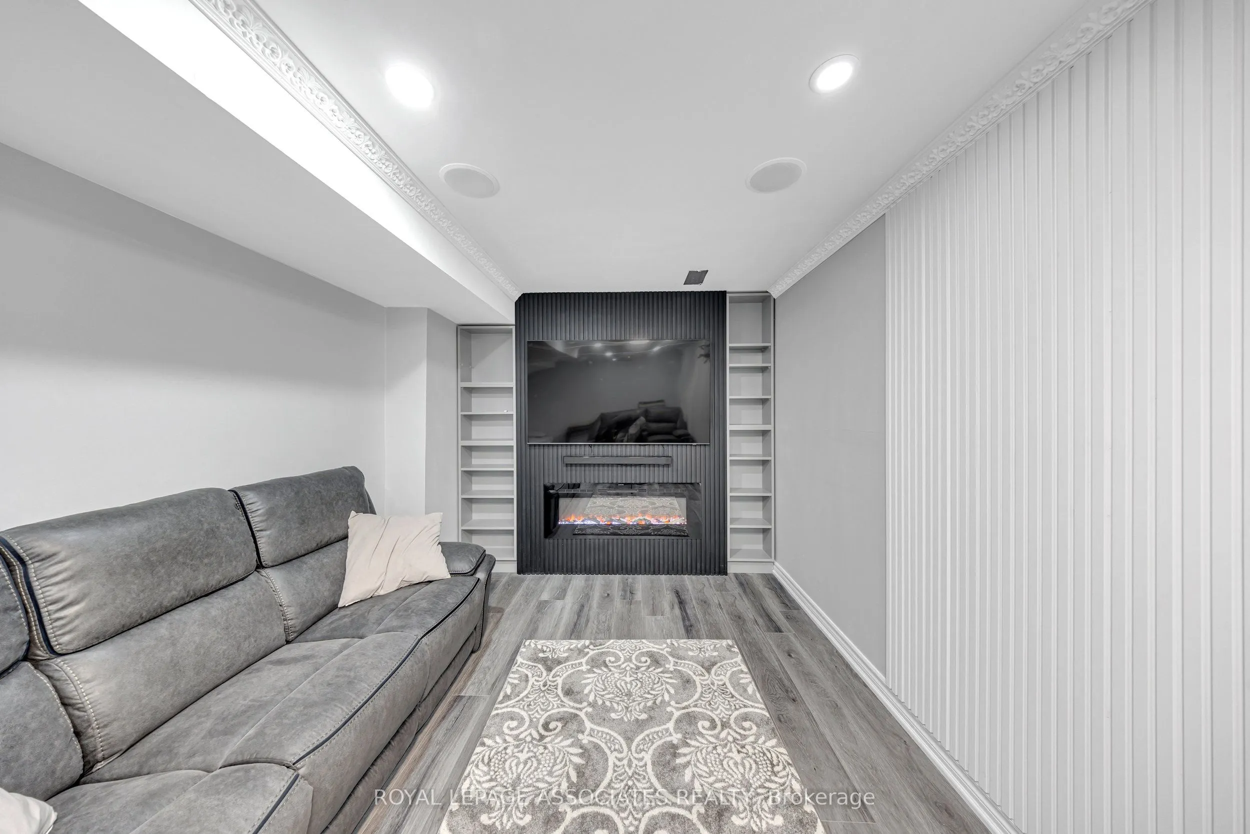 41 Pinoak Street