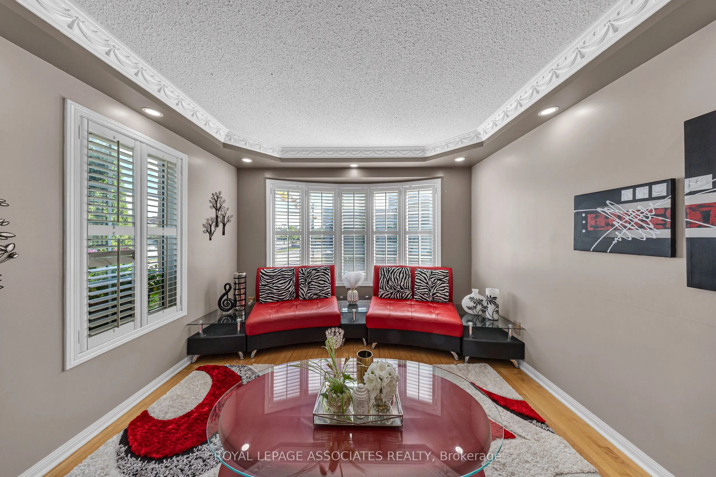 41 Pinoak Street