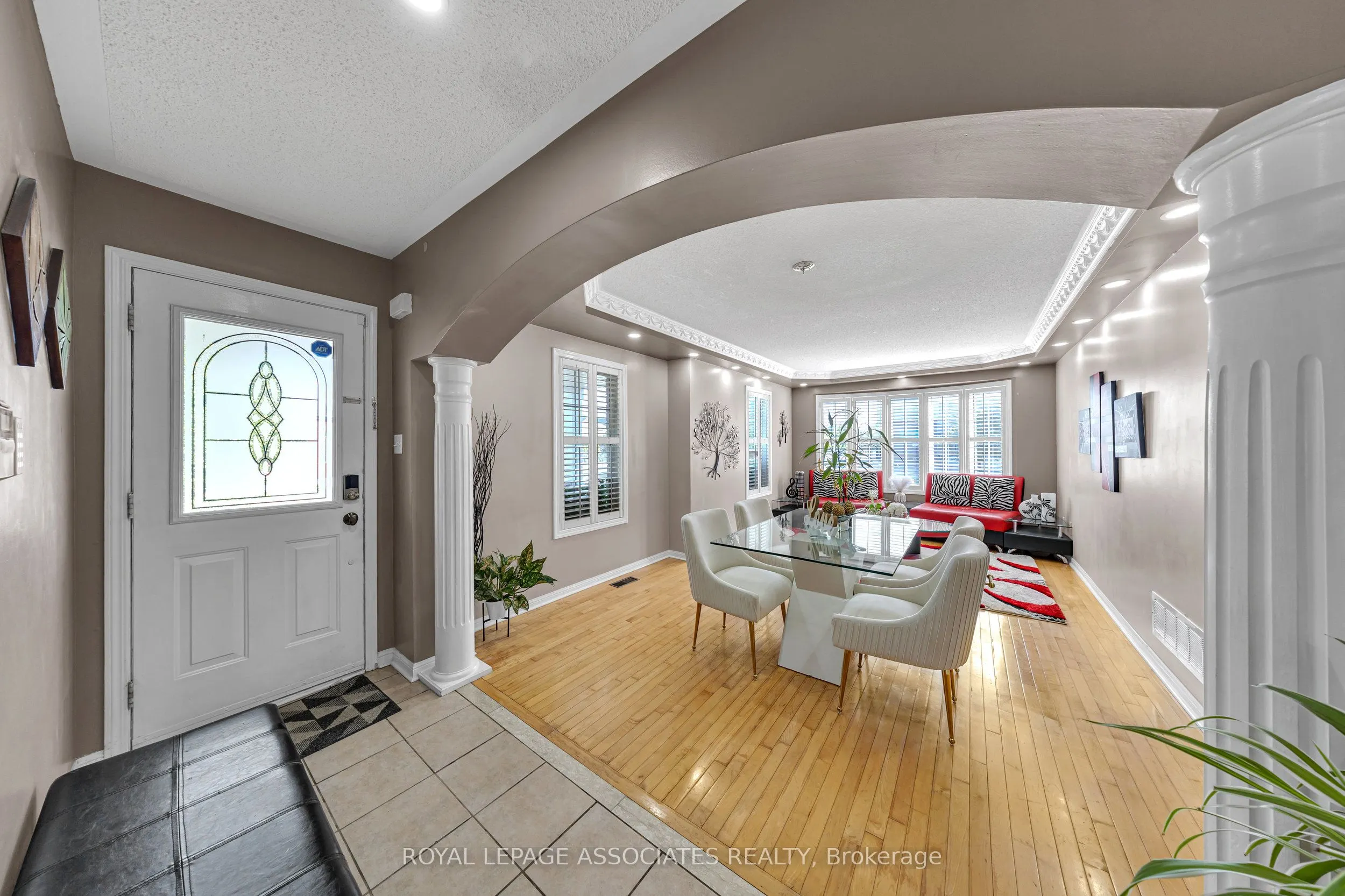 41 Pinoak Street
