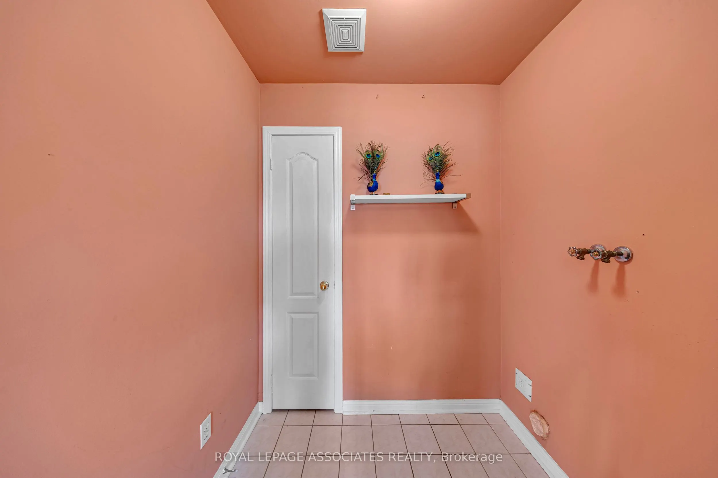 41 Pinoak Street