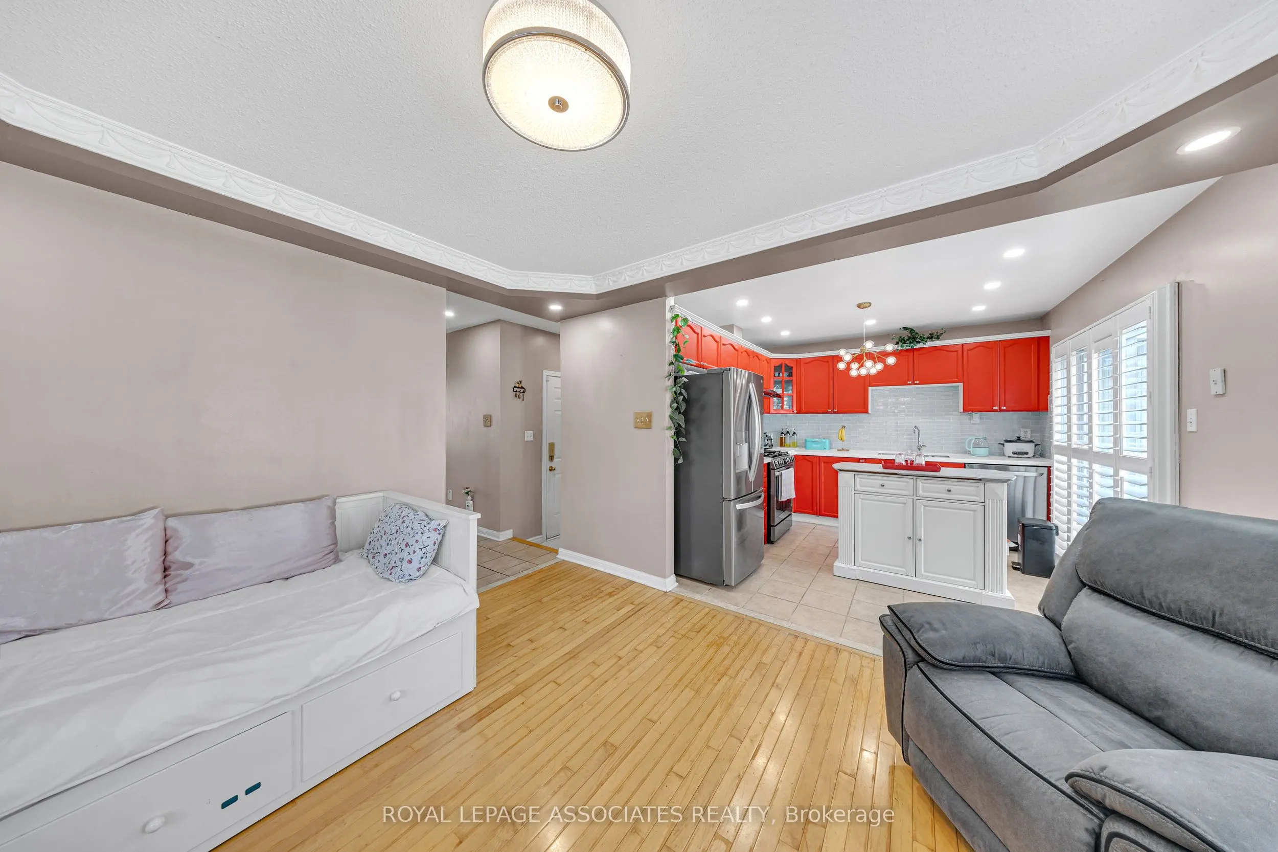 41 Pinoak Street