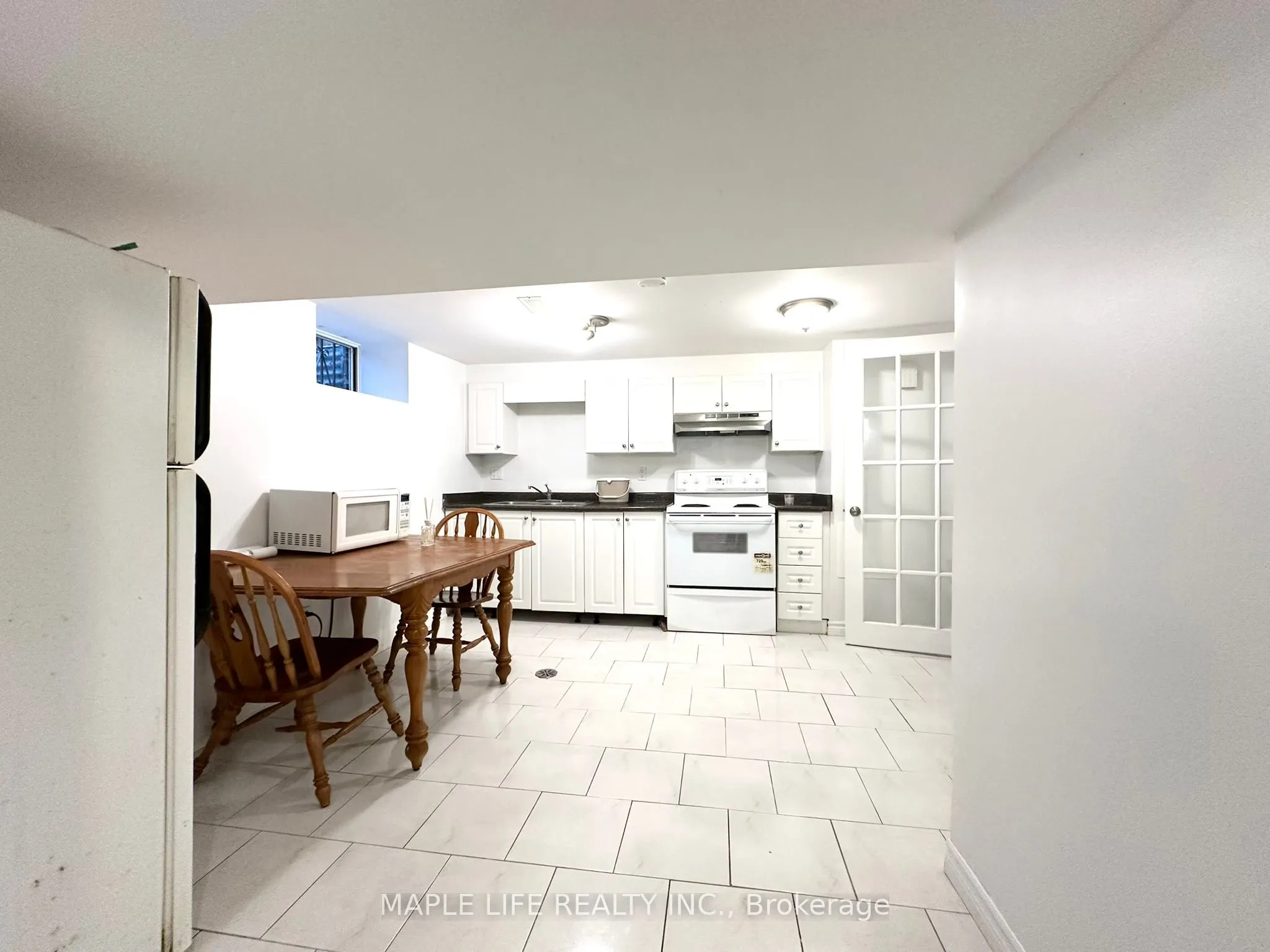 37 Pinemeadow Boulevard, #Bsmt