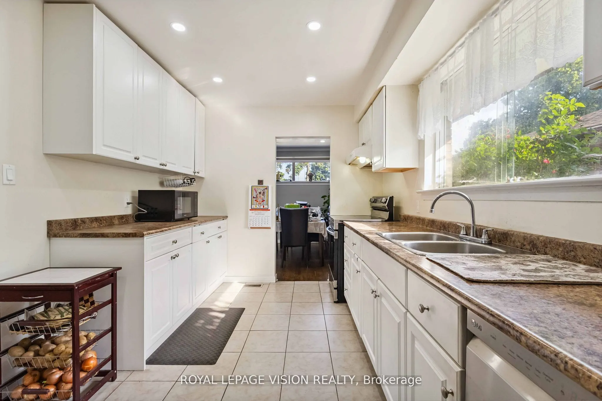 58 Dolly Varden Boulevard, #Main