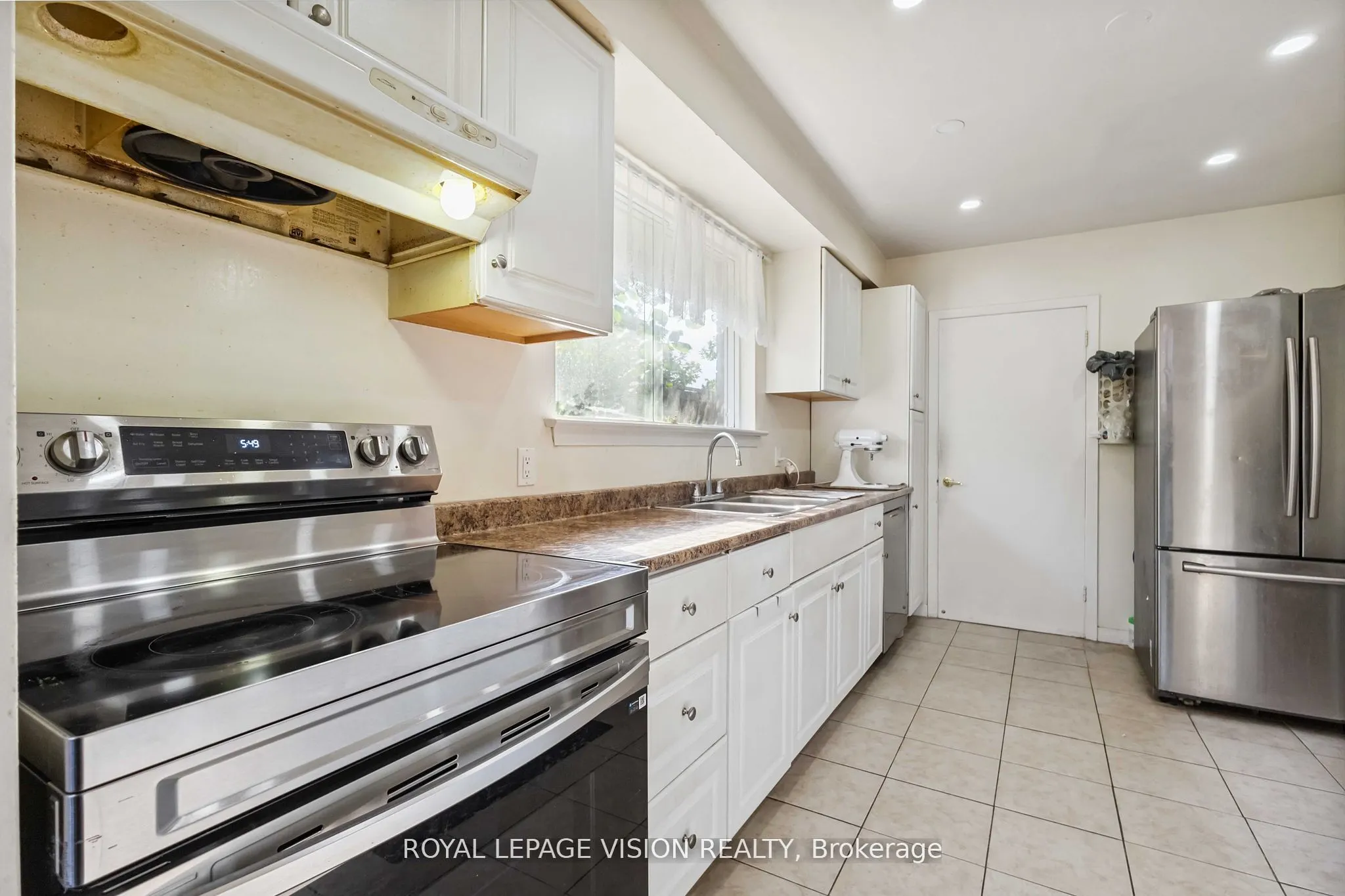 58 Dolly Varden Boulevard, #Main