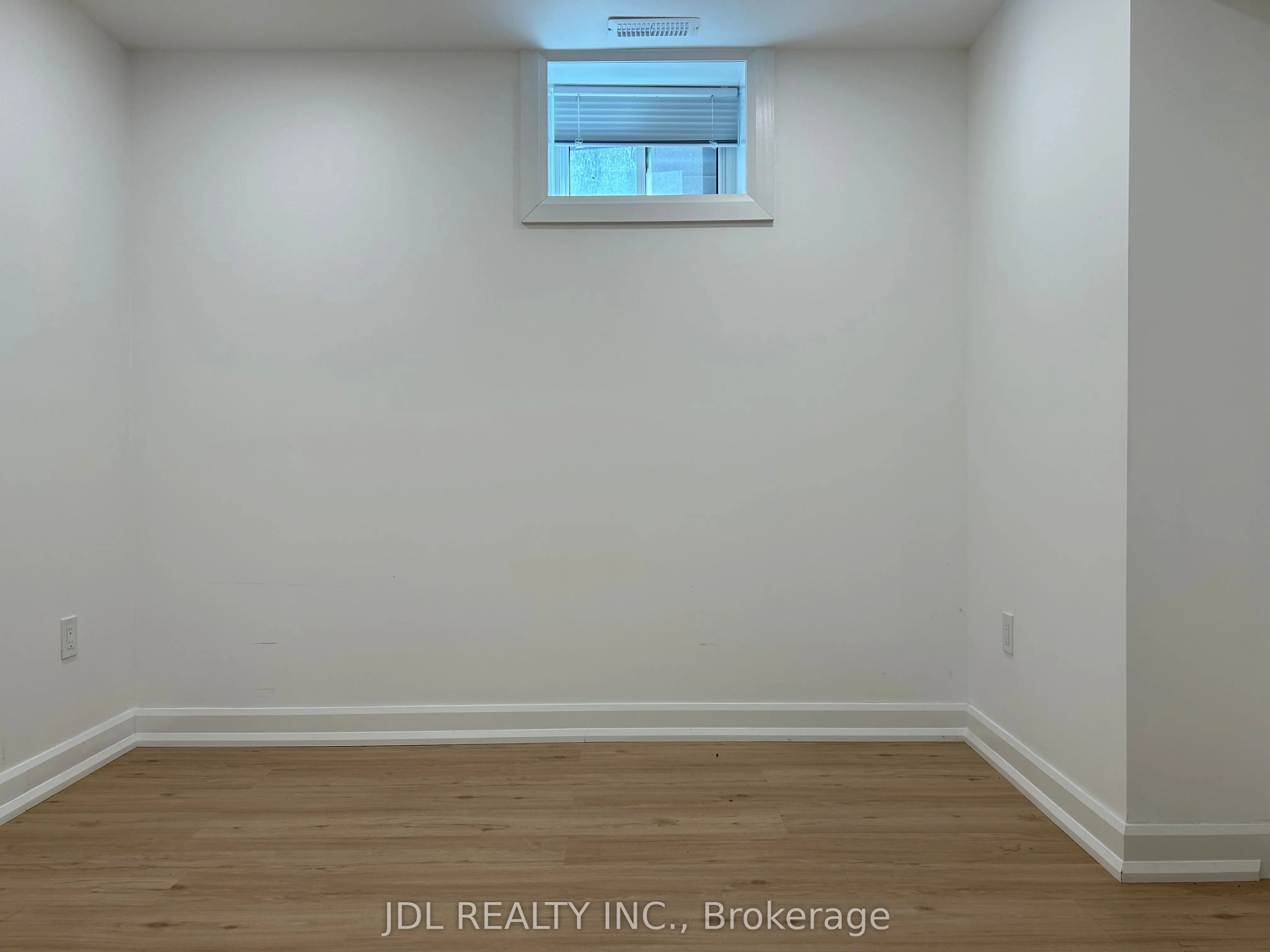 10 Coleridge Ave Avenue, #Basement