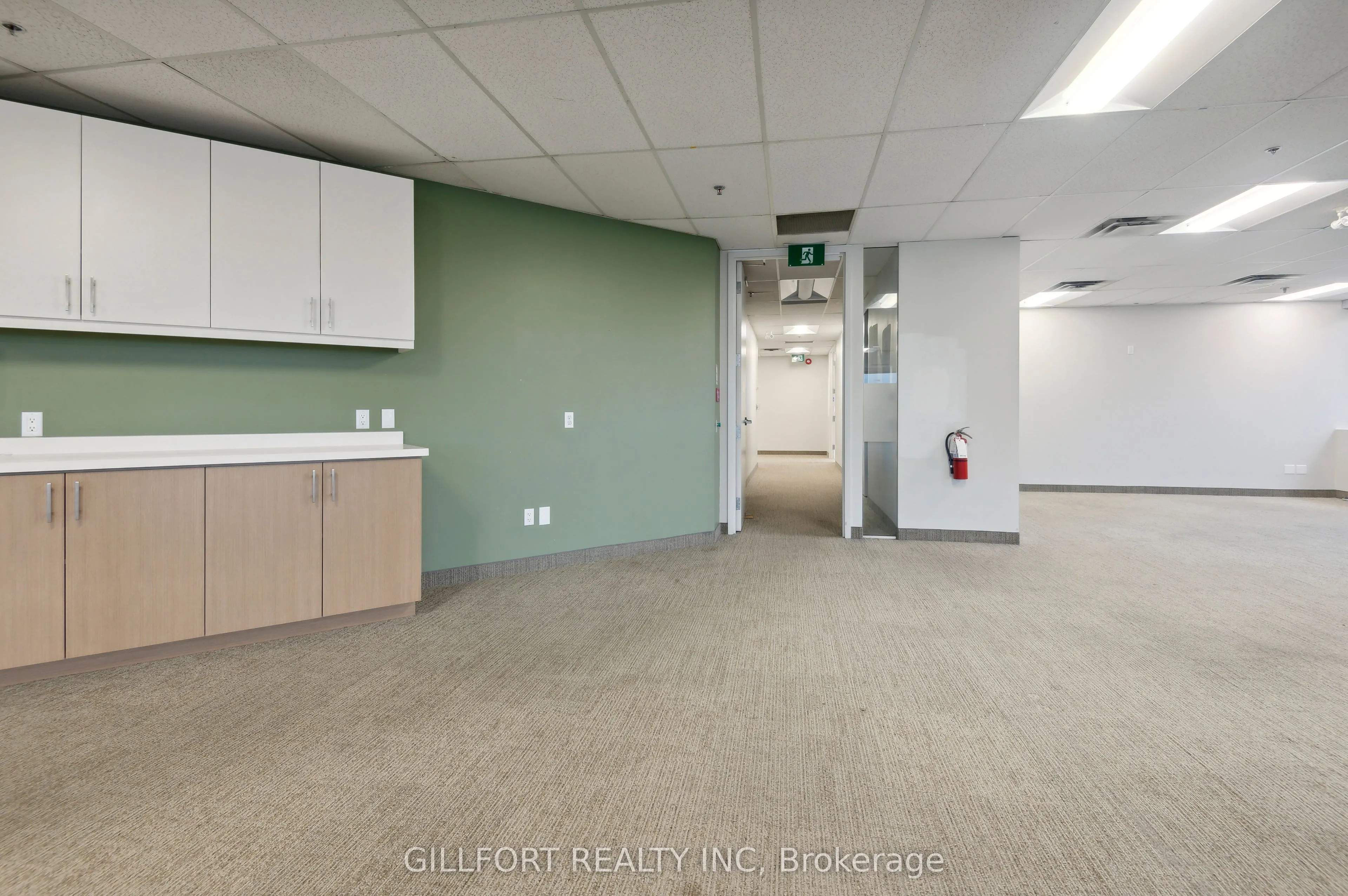 5639 Finch Avenue E, #3rd Floor
