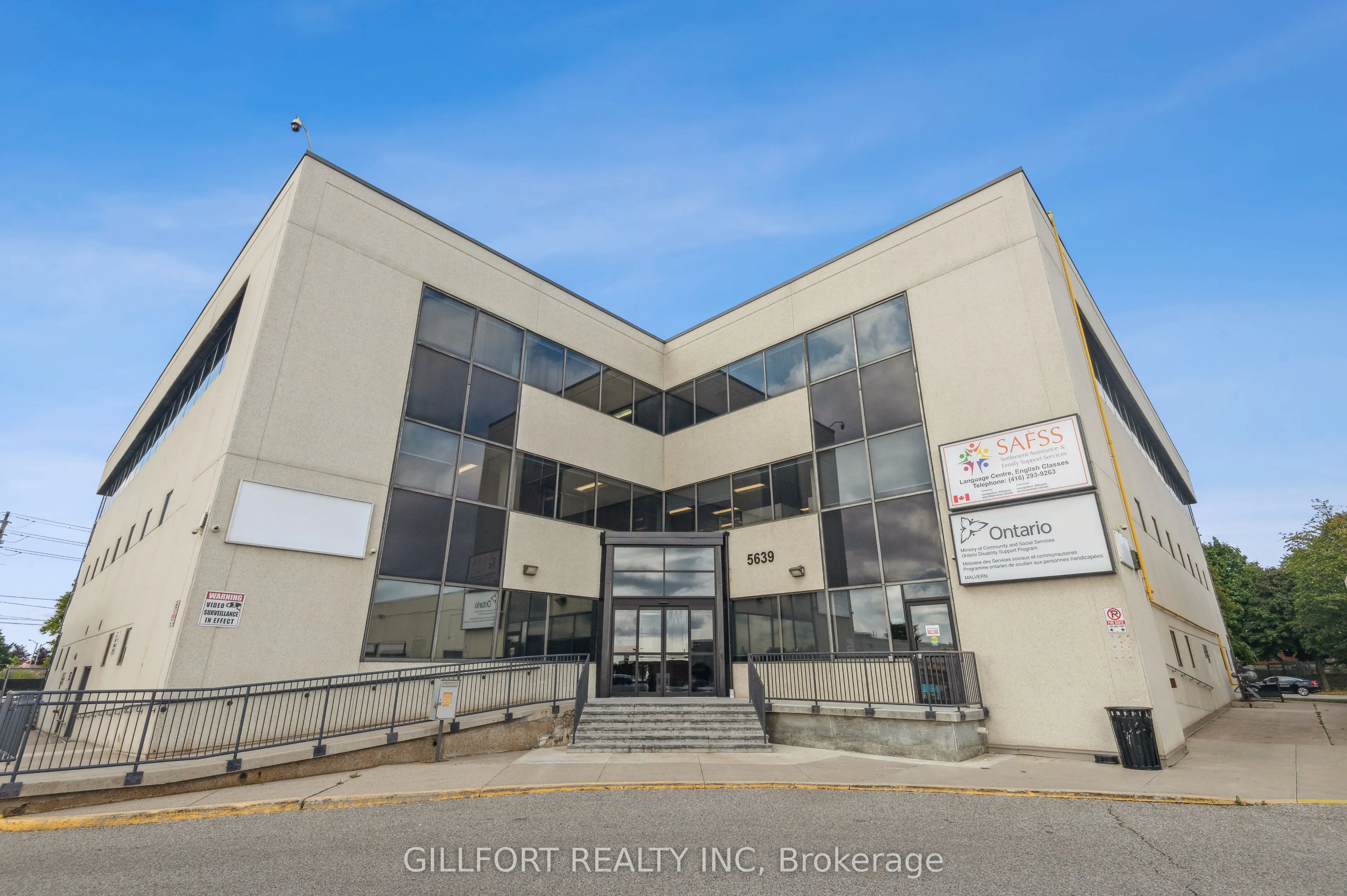 5639 Finch Avenue E, #3rd Floor