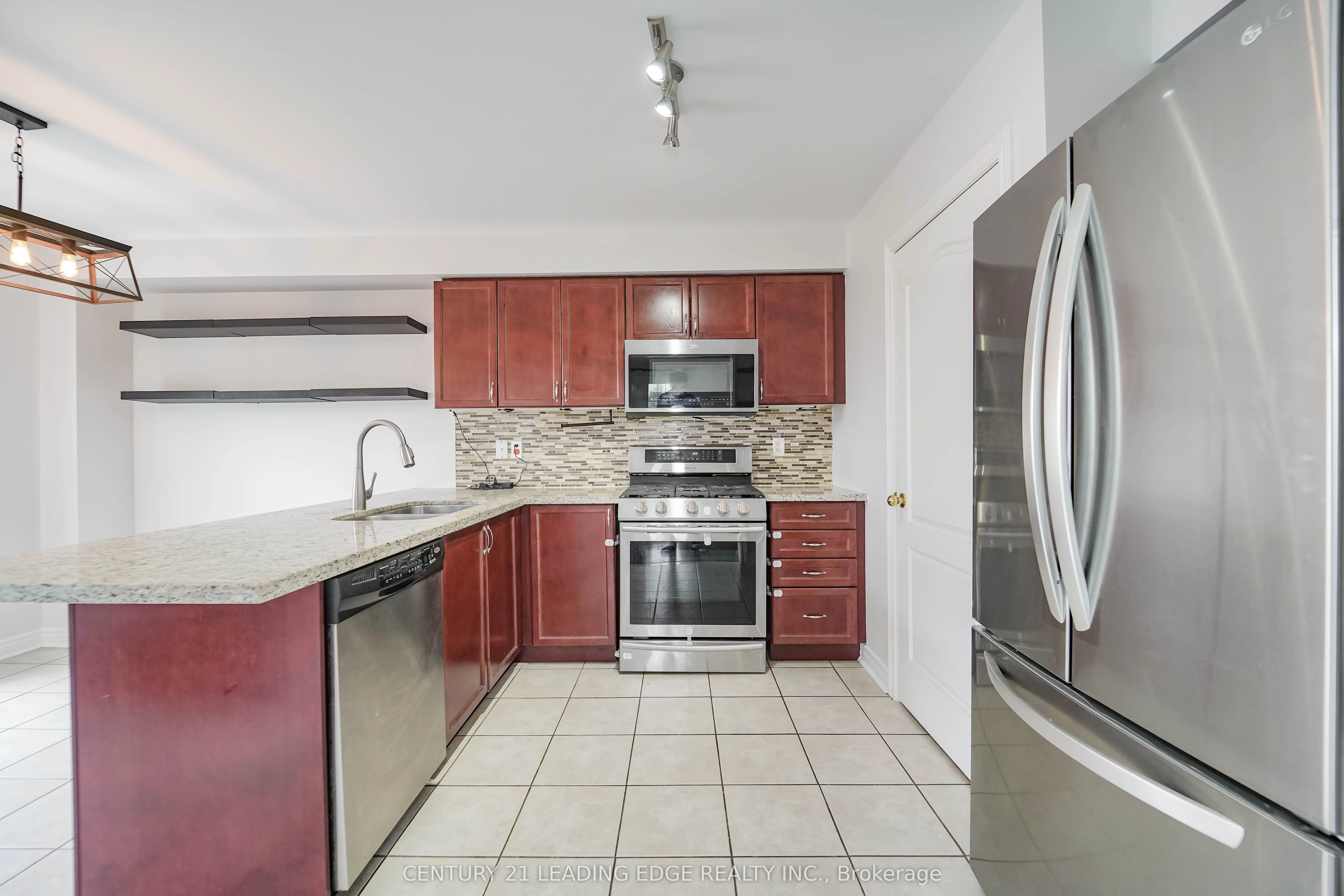 33 Dring Street
