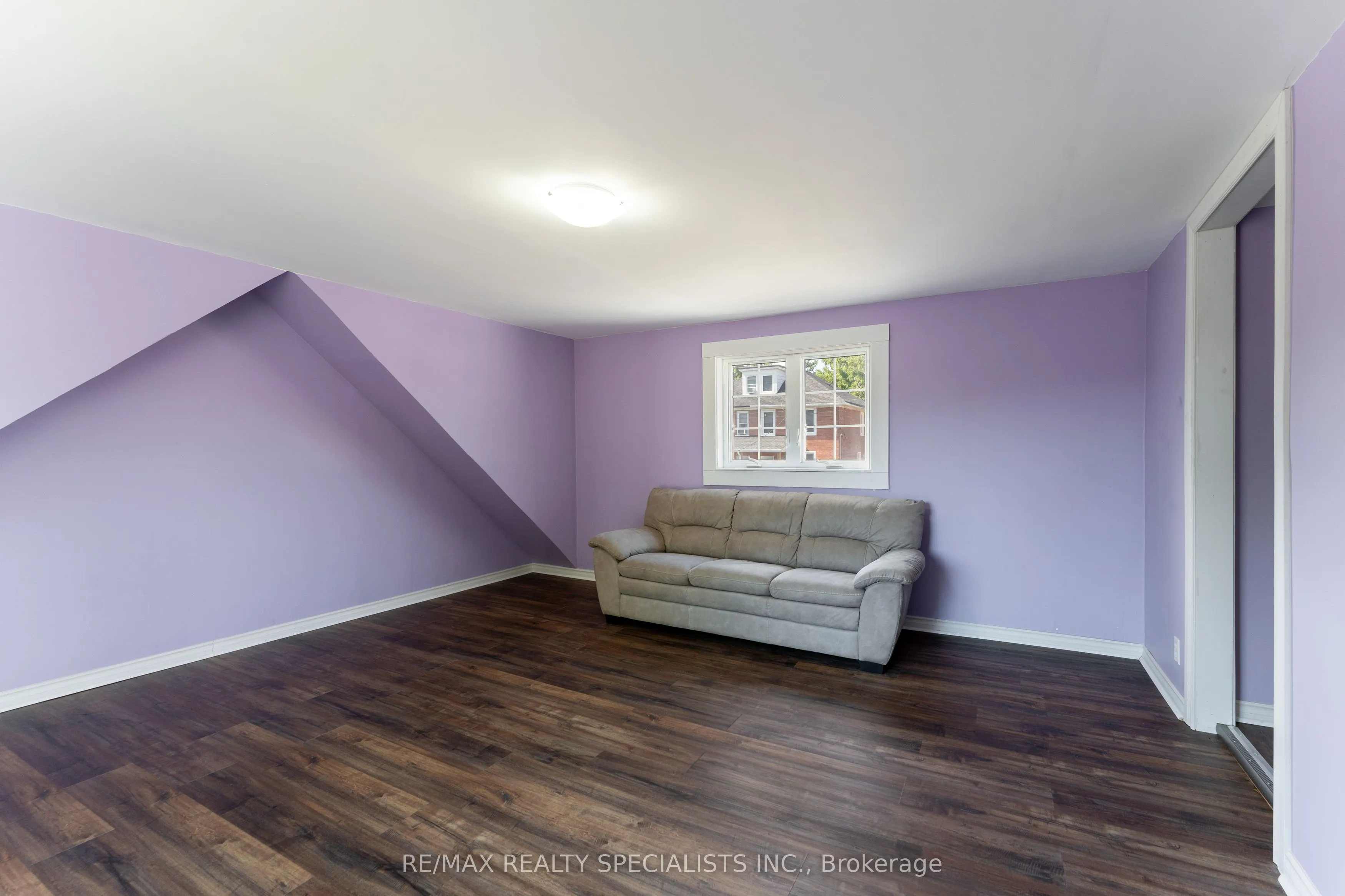 133 Agnes Street