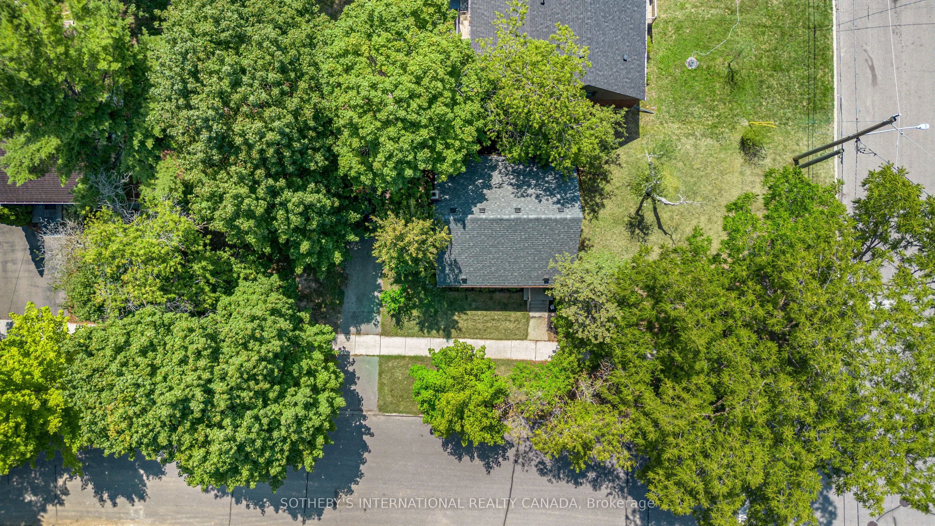 33 Southmead Road
