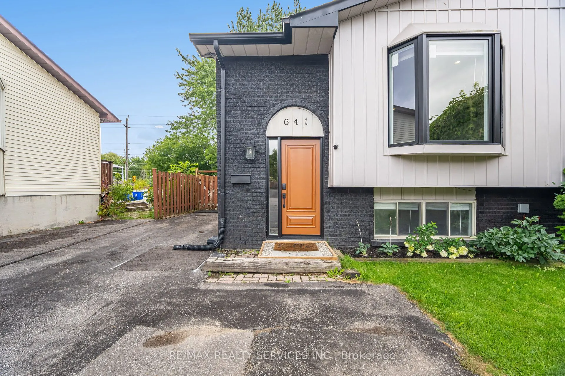 641 Deauville Court
