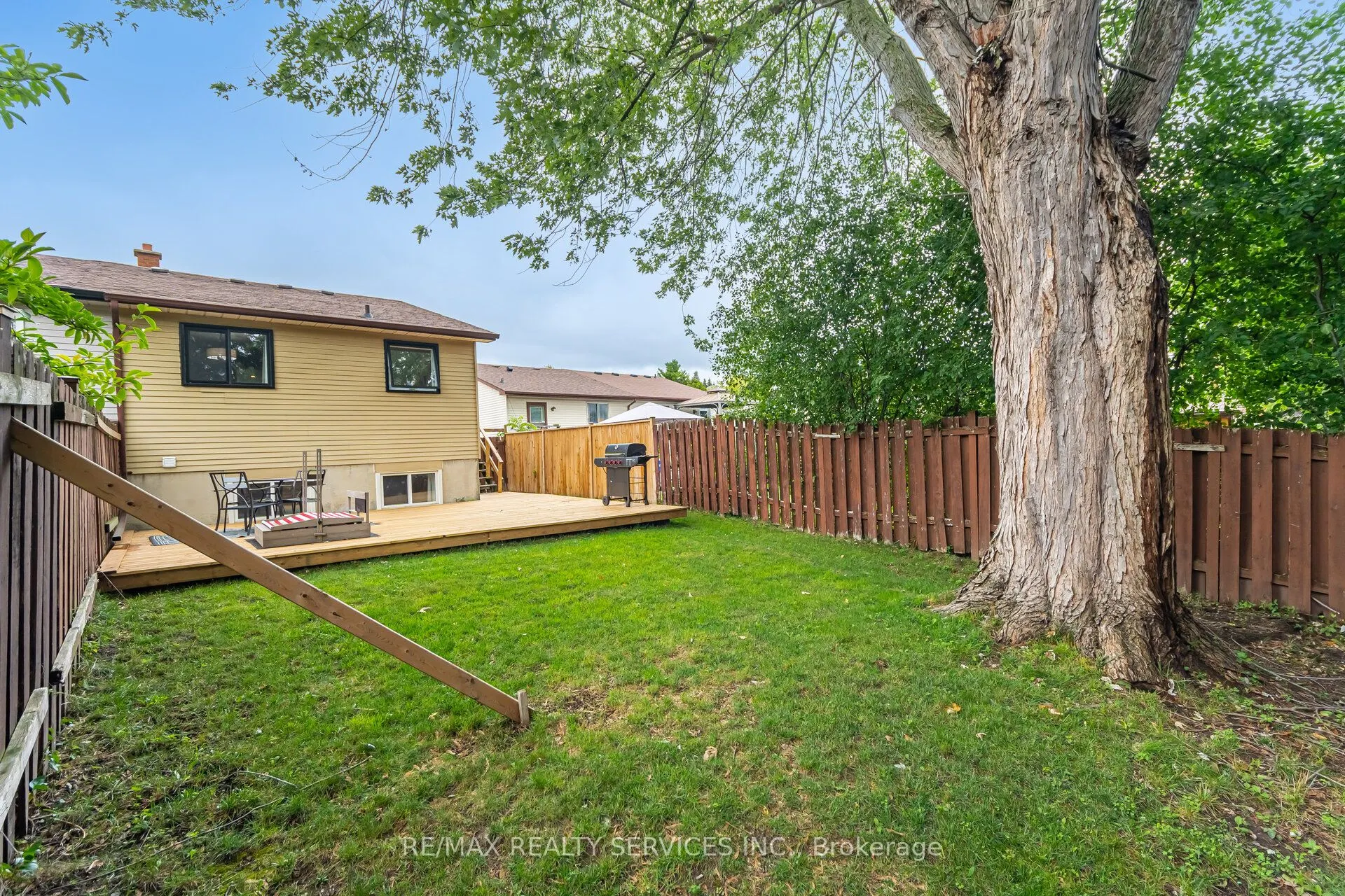 641 Deauville Court