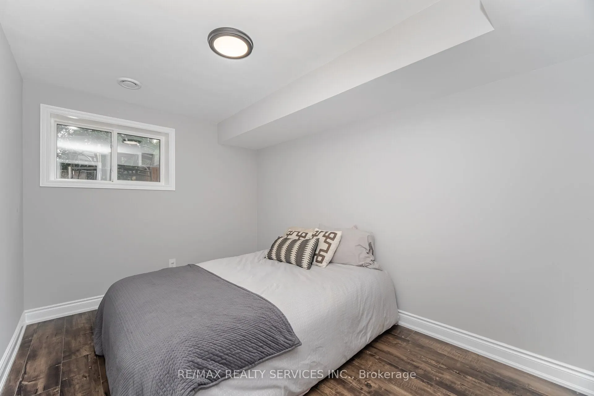 641 Deauville Court