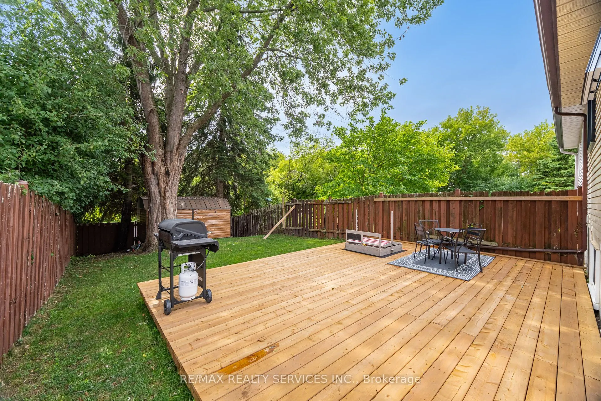 641 Deauville Court