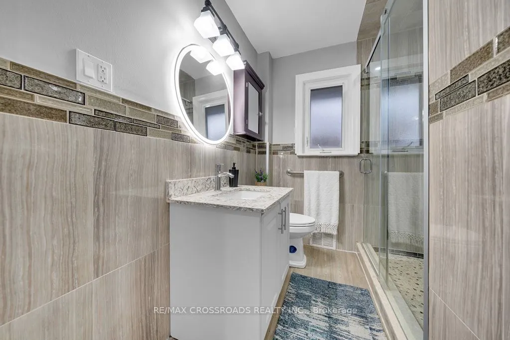 2 Mackinac Crescent