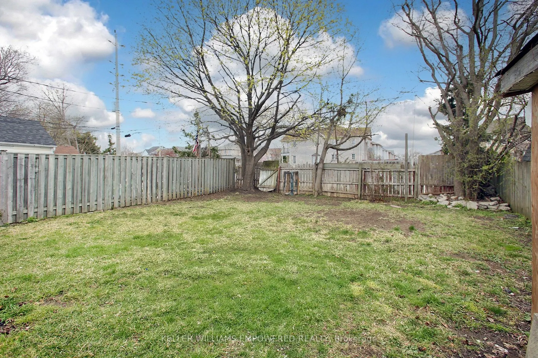 5 Tulloch Drive