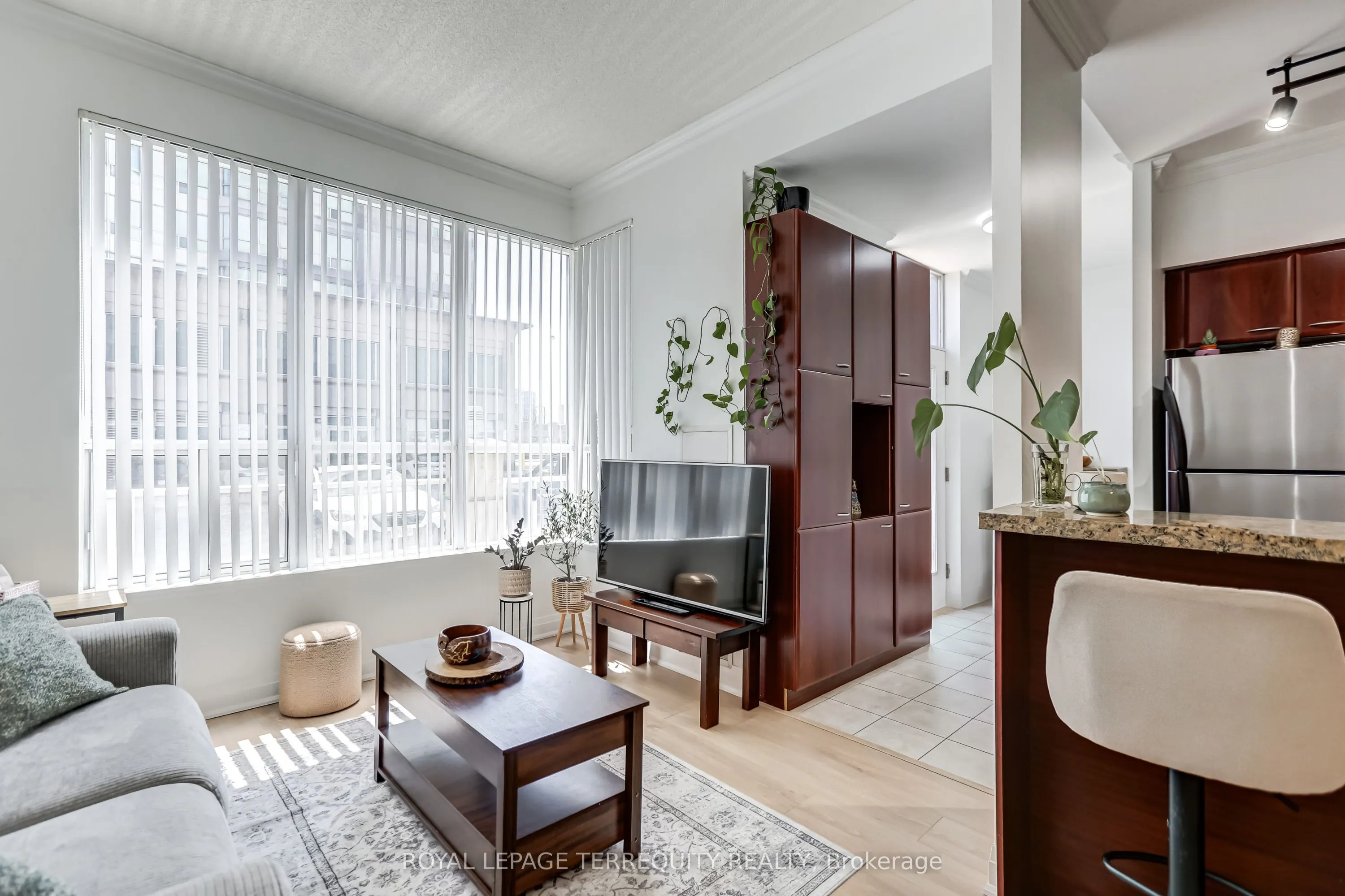 36 Lee Centre Drive, #107