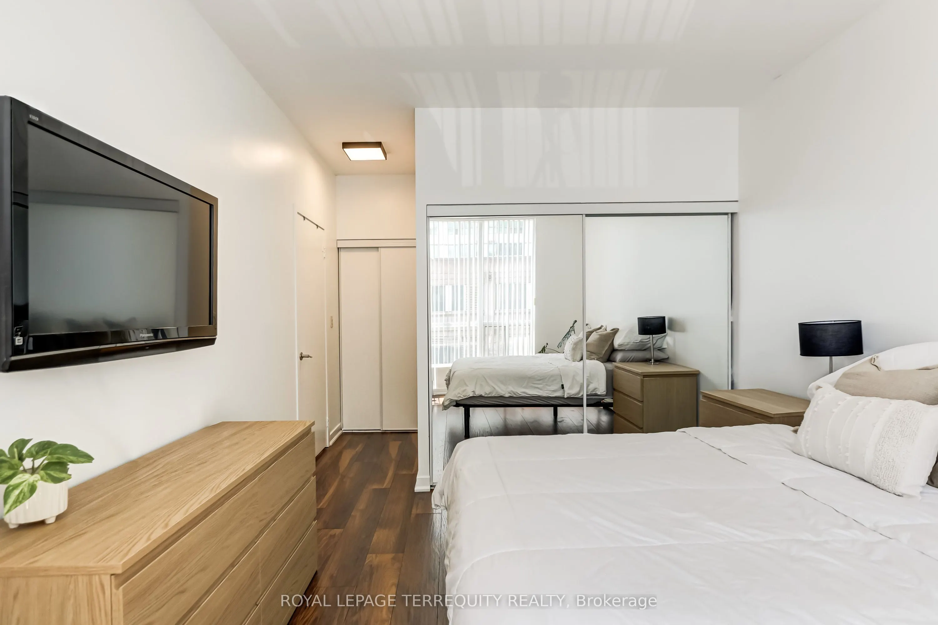 36 Lee Centre Drive, #107