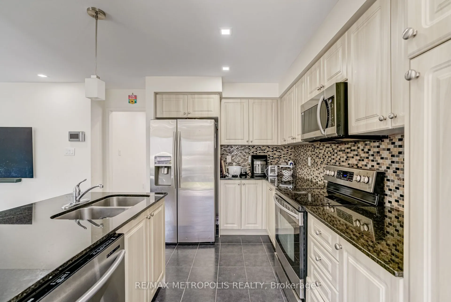 55 Formosa Avenue