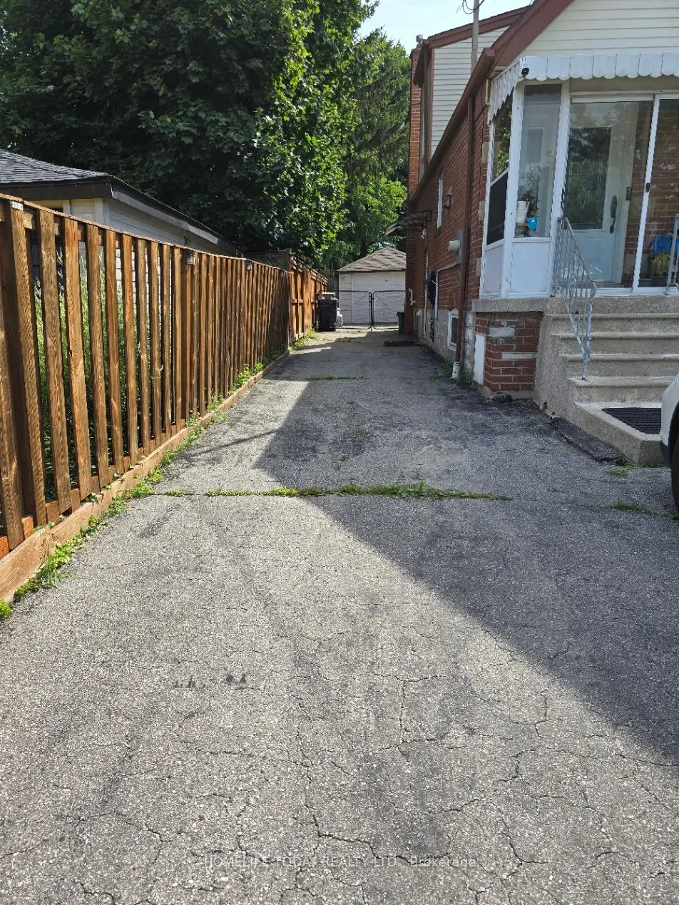 1001 Pharmacy Avenue, #Bsmt
