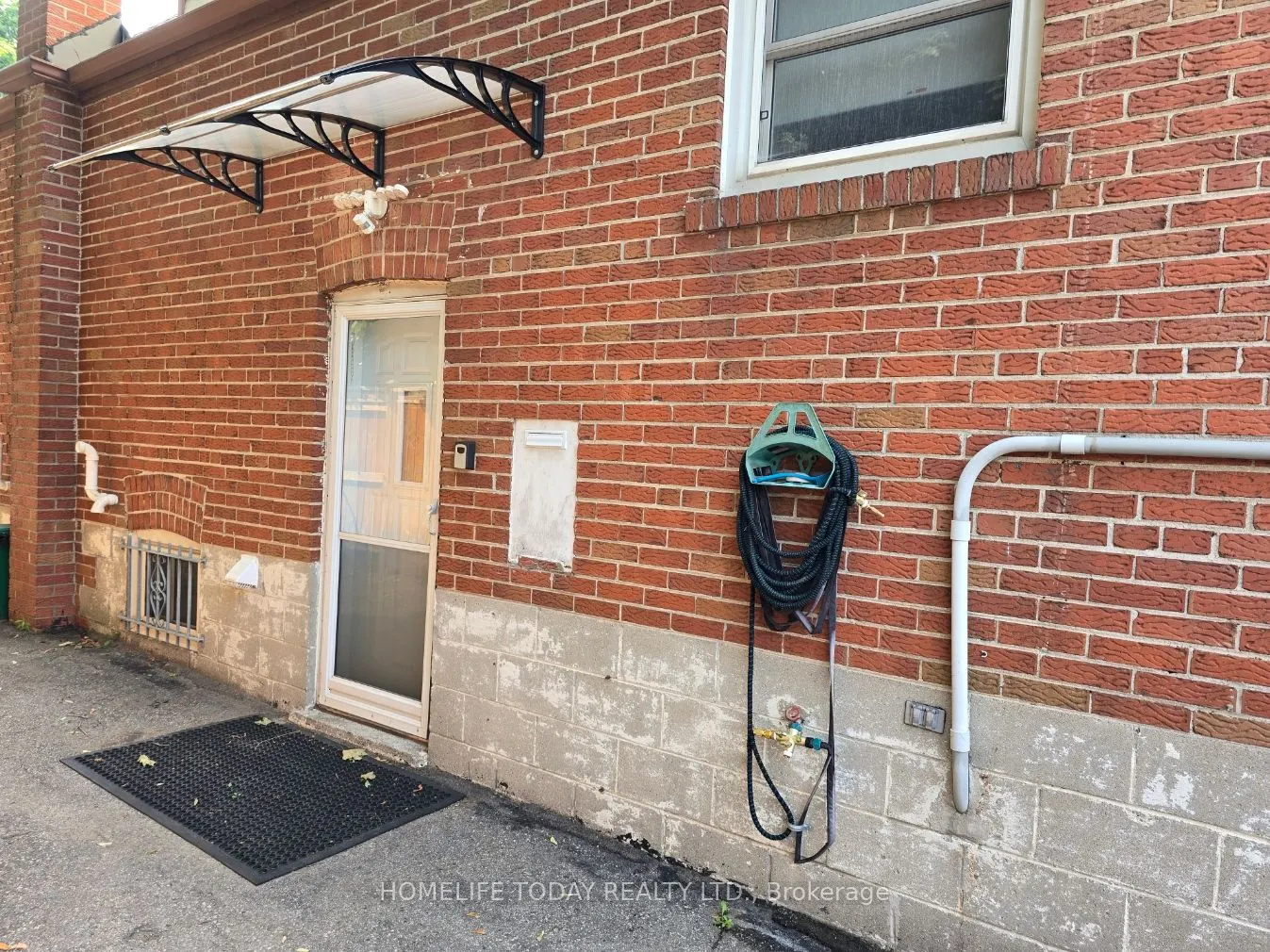 1001 Pharmacy Avenue, #Bsmt